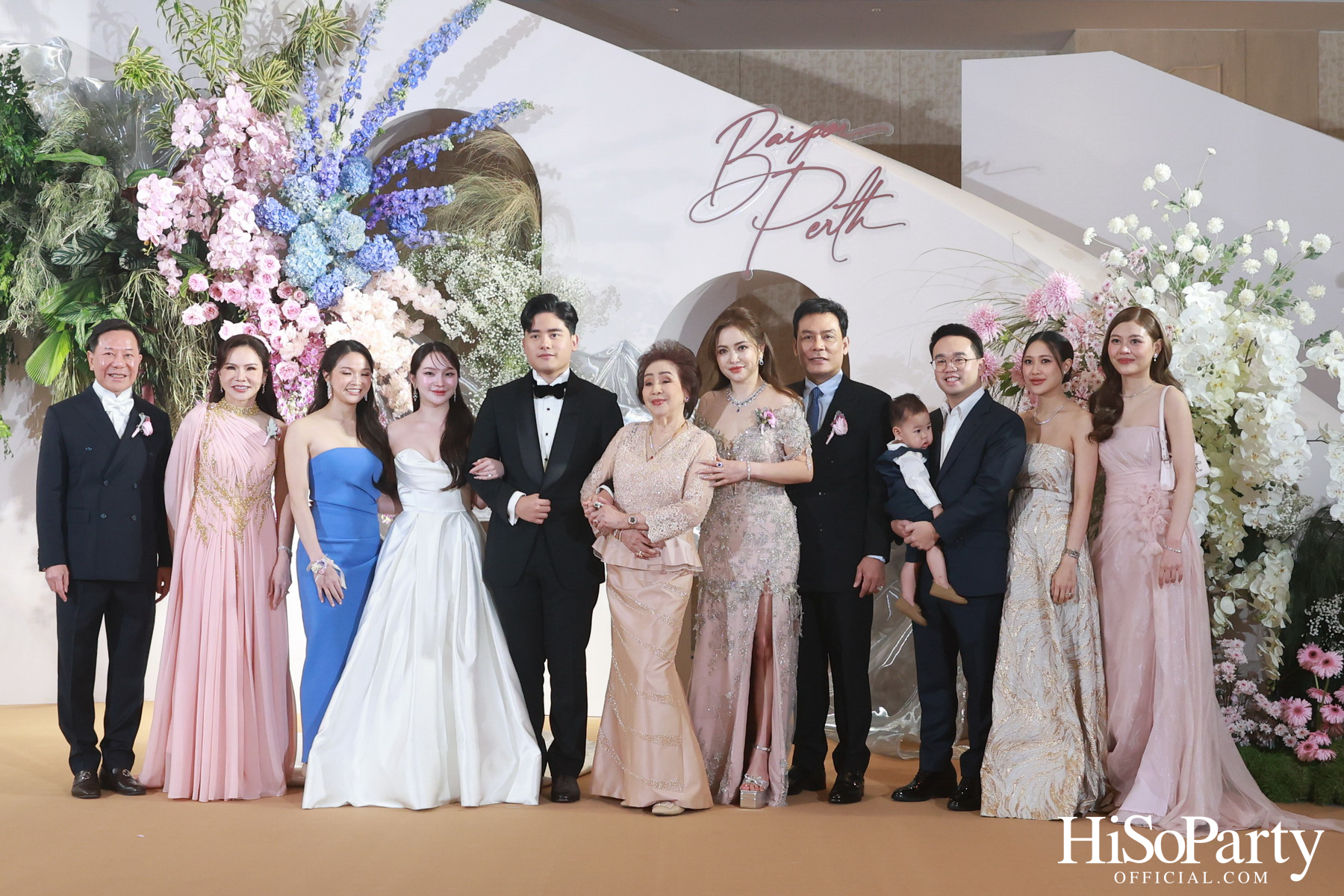 งานฉลองมงคลสมรสระหว่าง ยิ่งรัก พัวถาวรสกุล และ นวิน เหมรัชตานันต์ 