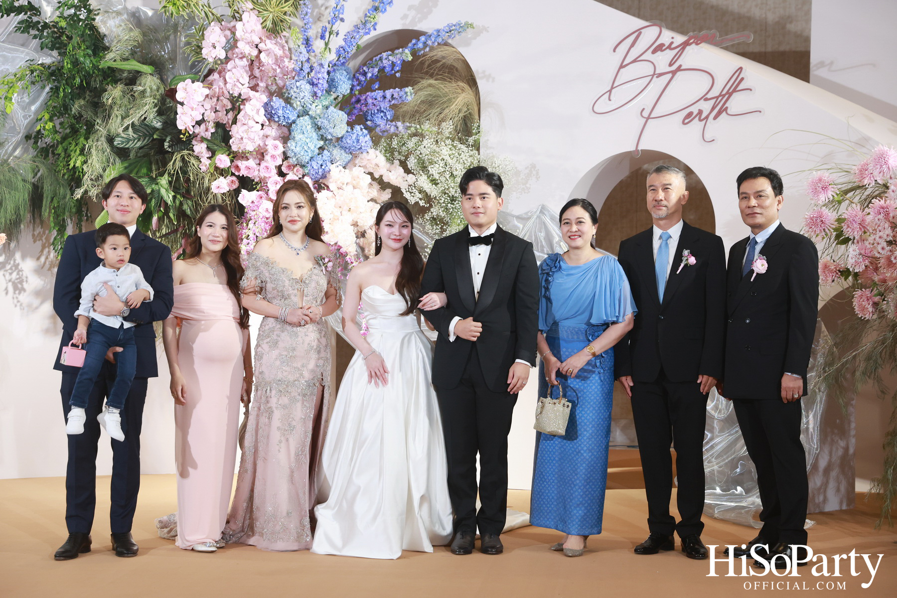 งานฉลองมงคลสมรสระหว่าง ยิ่งรัก พัวถาวรสกุล และ นวิน เหมรัชตานันต์ 