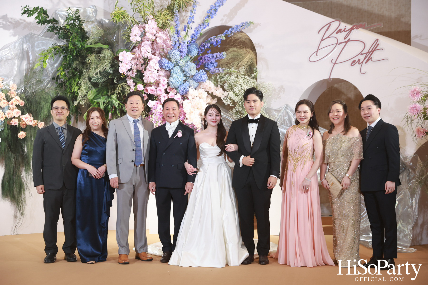 งานฉลองมงคลสมรสระหว่าง ยิ่งรัก พัวถาวรสกุล และ นวิน เหมรัชตานันต์ 