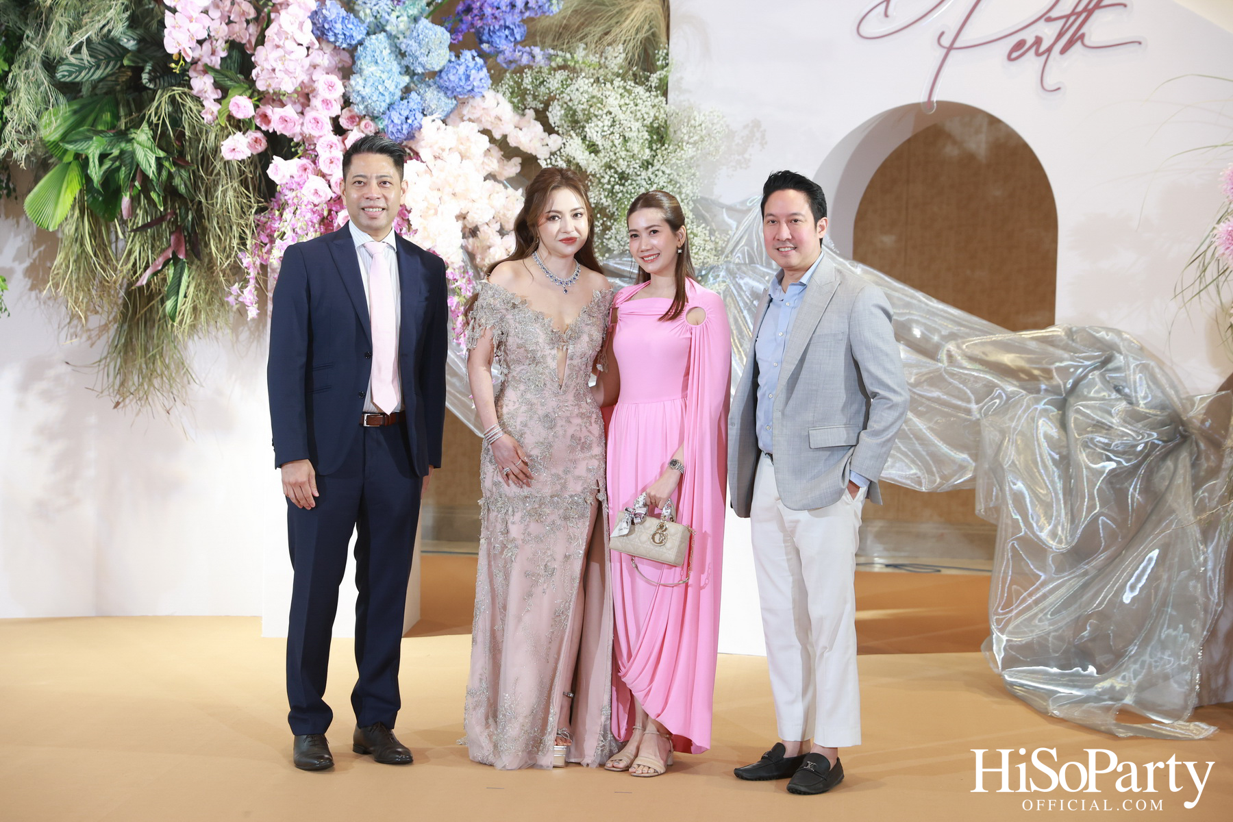 งานฉลองมงคลสมรสระหว่าง ยิ่งรัก พัวถาวรสกุล และ นวิน เหมรัชตานันต์ 