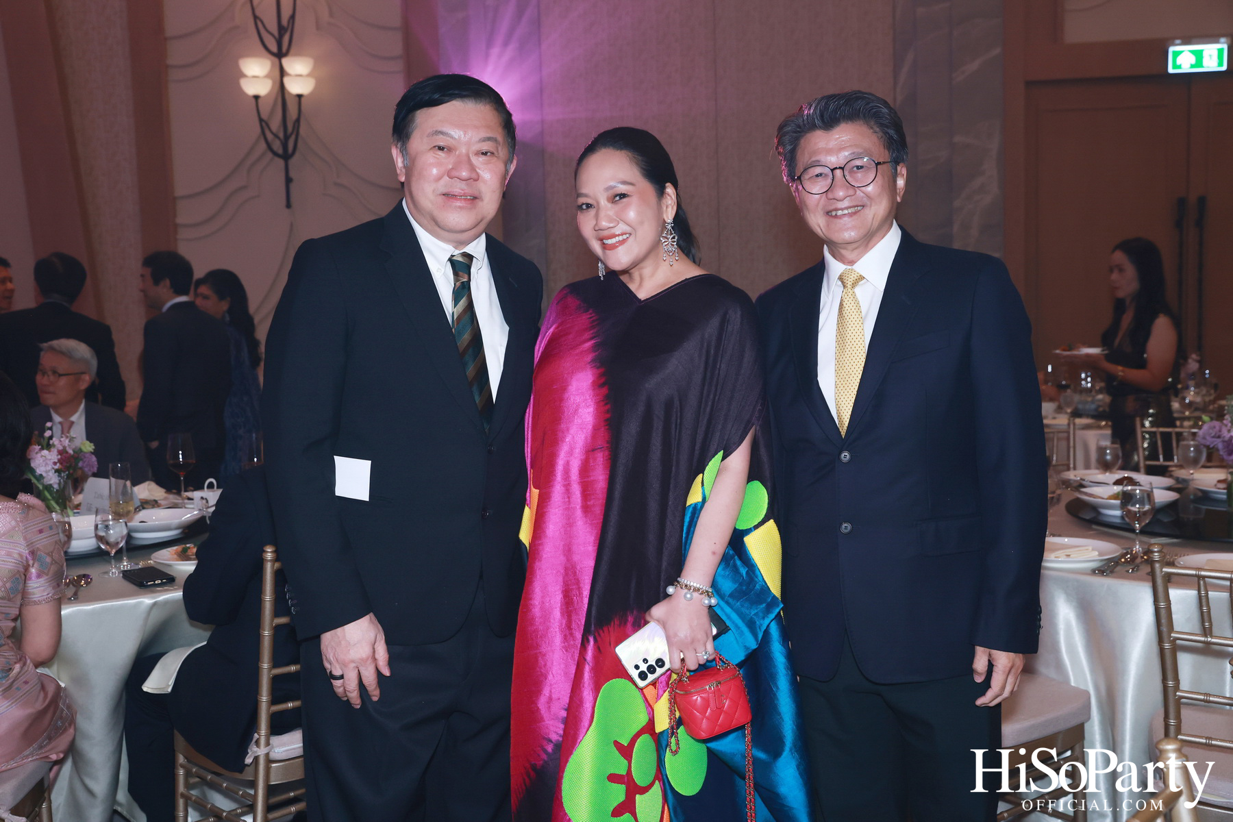 งานฉลองมงคลสมรสระหว่าง ยิ่งรัก พัวถาวรสกุล และ นวิน เหมรัชตานันต์ 