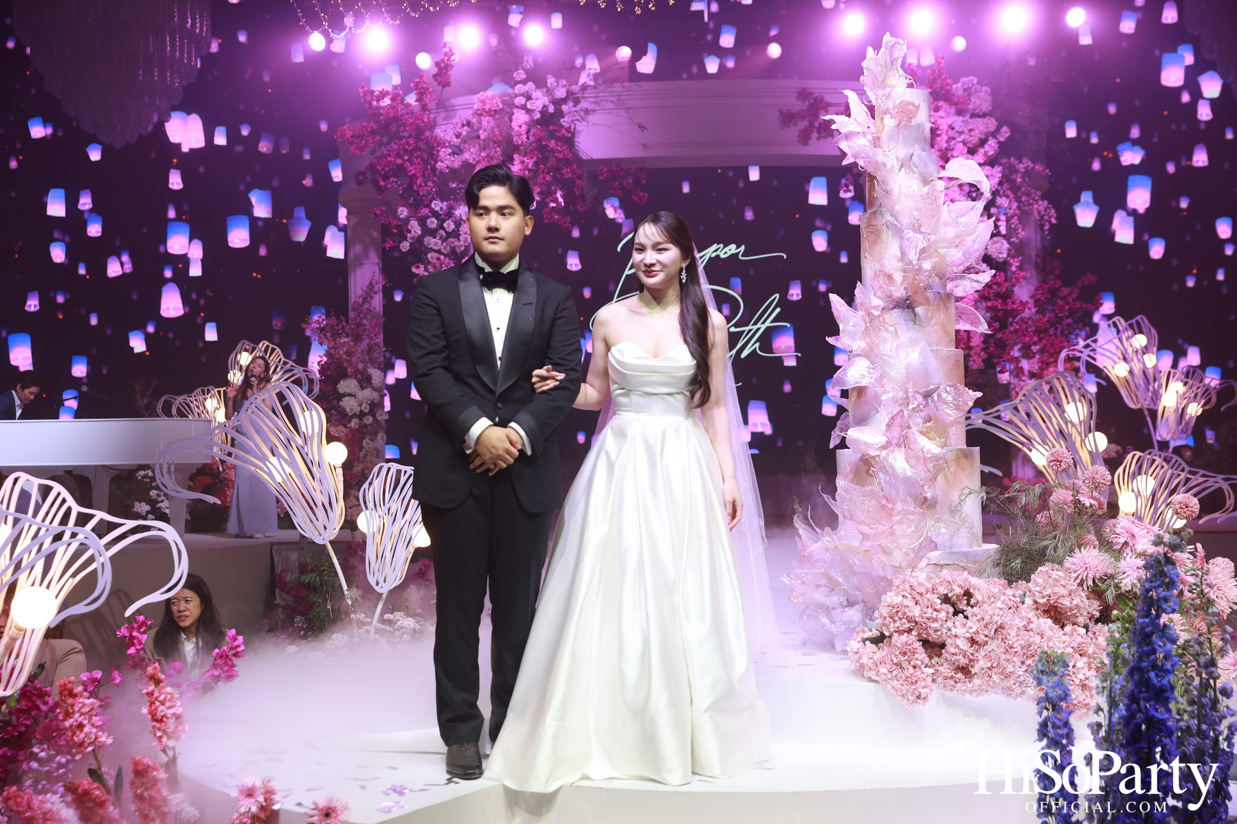 งานฉลองมงคลสมรสระหว่าง ยิ่งรัก พัวถาวรสกุล และ นวิน เหมรัชตานันต์ 