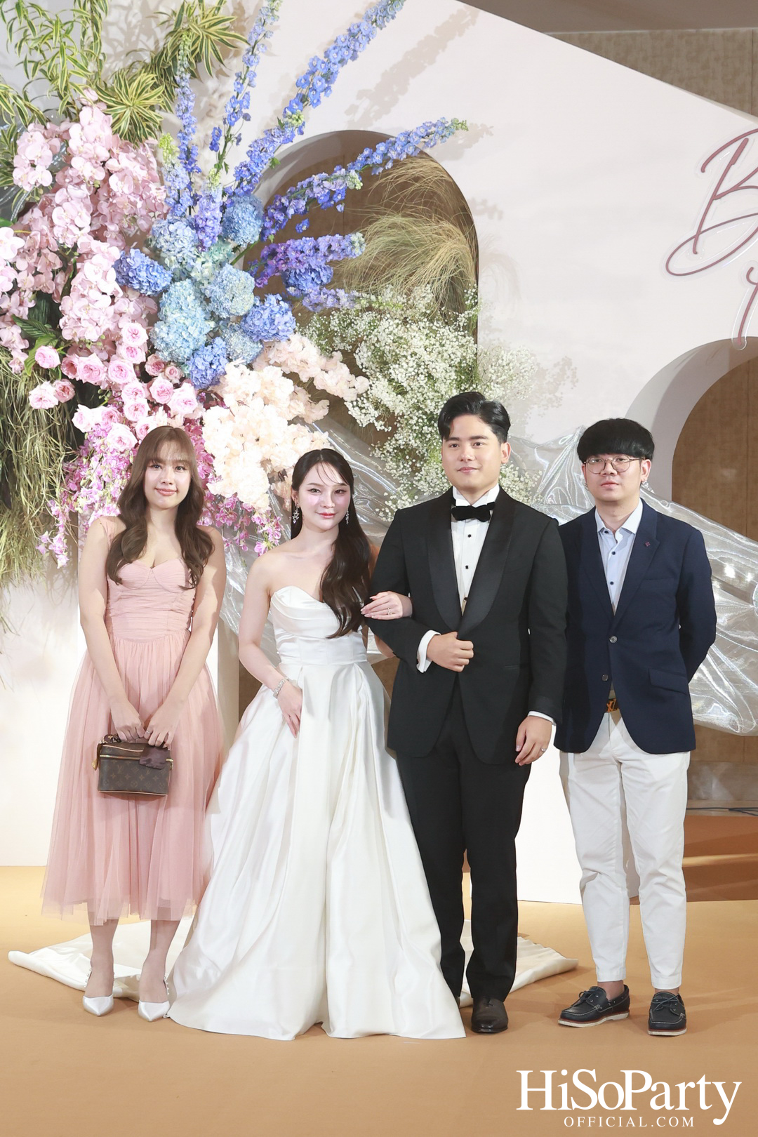 งานฉลองมงคลสมรสระหว่าง ยิ่งรัก พัวถาวรสกุล และ นวิน เหมรัชตานันต์ 