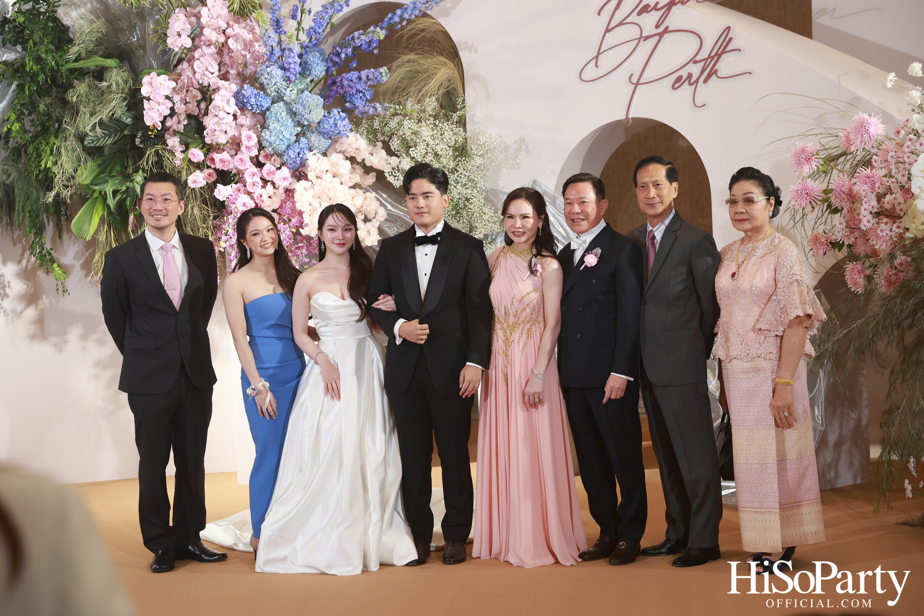 งานฉลองมงคลสมรสระหว่าง ยิ่งรัก พัวถาวรสกุล และ นวิน เหมรัชตานันต์ 