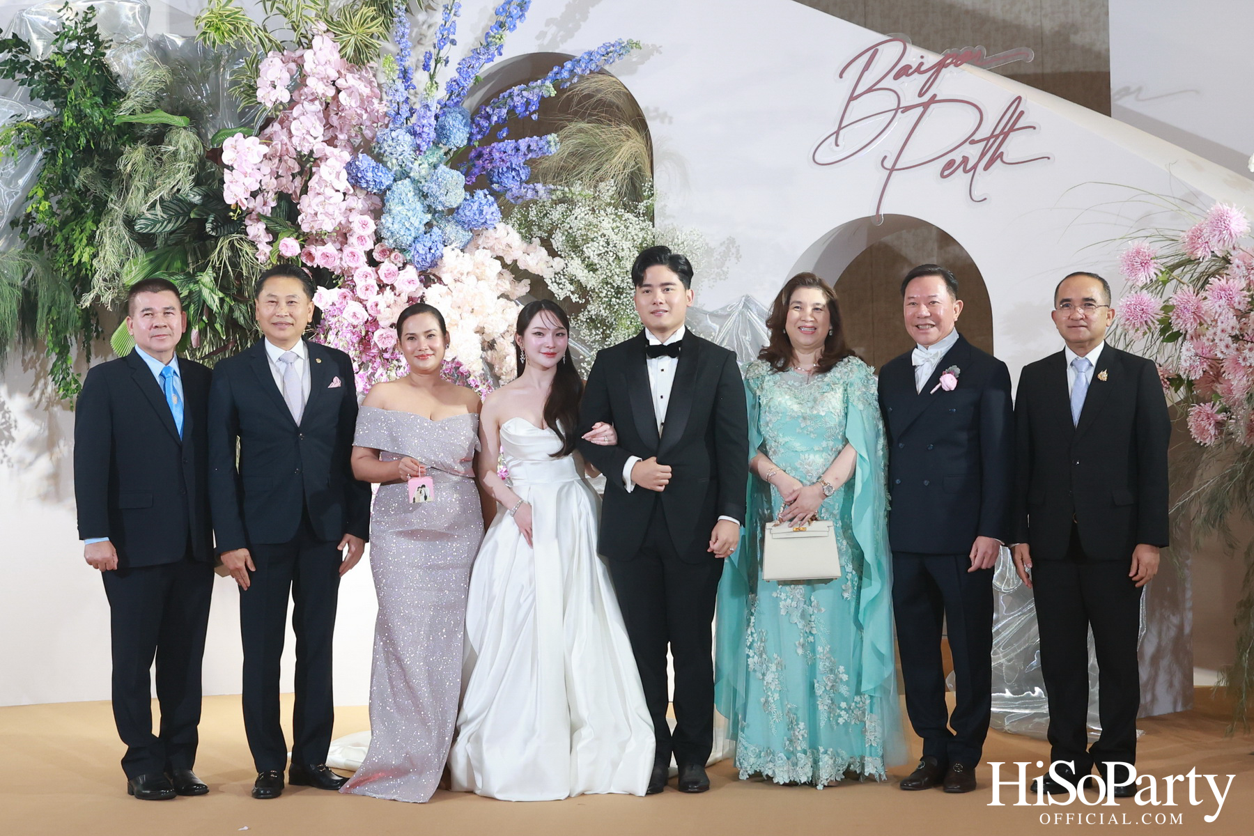 งานฉลองมงคลสมรสระหว่าง ยิ่งรัก พัวถาวรสกุล และ นวิน เหมรัชตานันต์ 