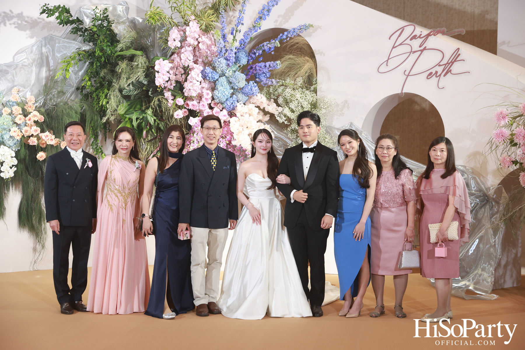 งานฉลองมงคลสมรสระหว่าง ยิ่งรัก พัวถาวรสกุล และ นวิน เหมรัชตานันต์ 