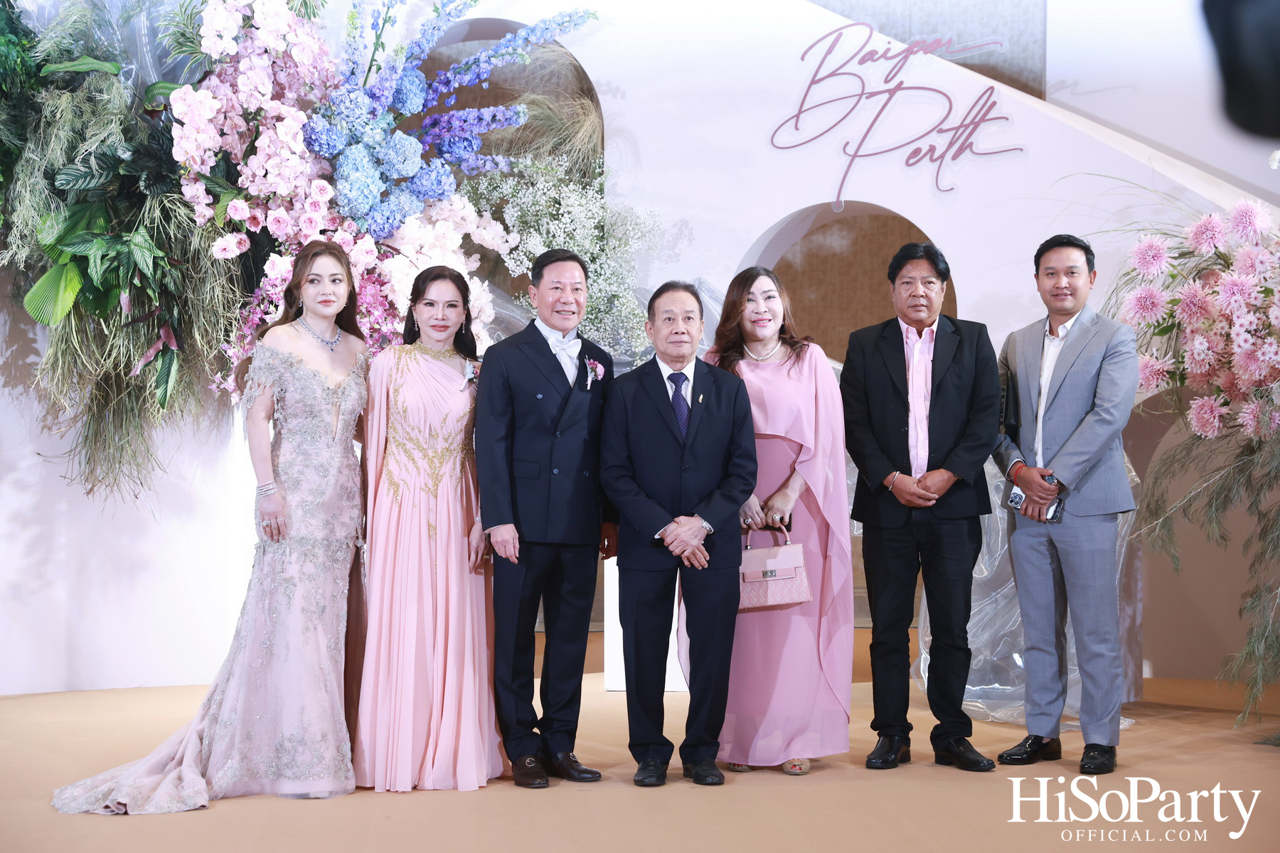 งานฉลองมงคลสมรสระหว่าง ยิ่งรัก พัวถาวรสกุล และ นวิน เหมรัชตานันต์ 