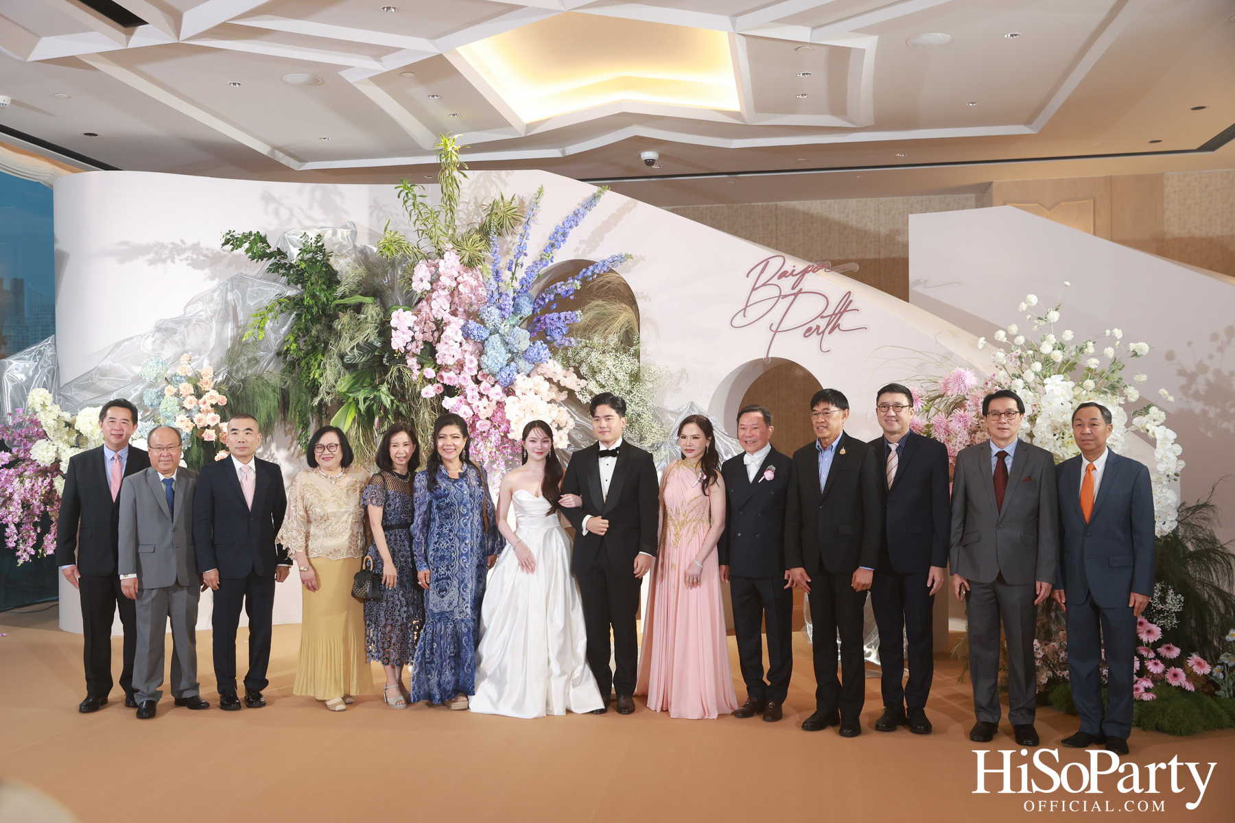 งานฉลองมงคลสมรสระหว่าง ยิ่งรัก พัวถาวรสกุล และ นวิน เหมรัชตานันต์ 