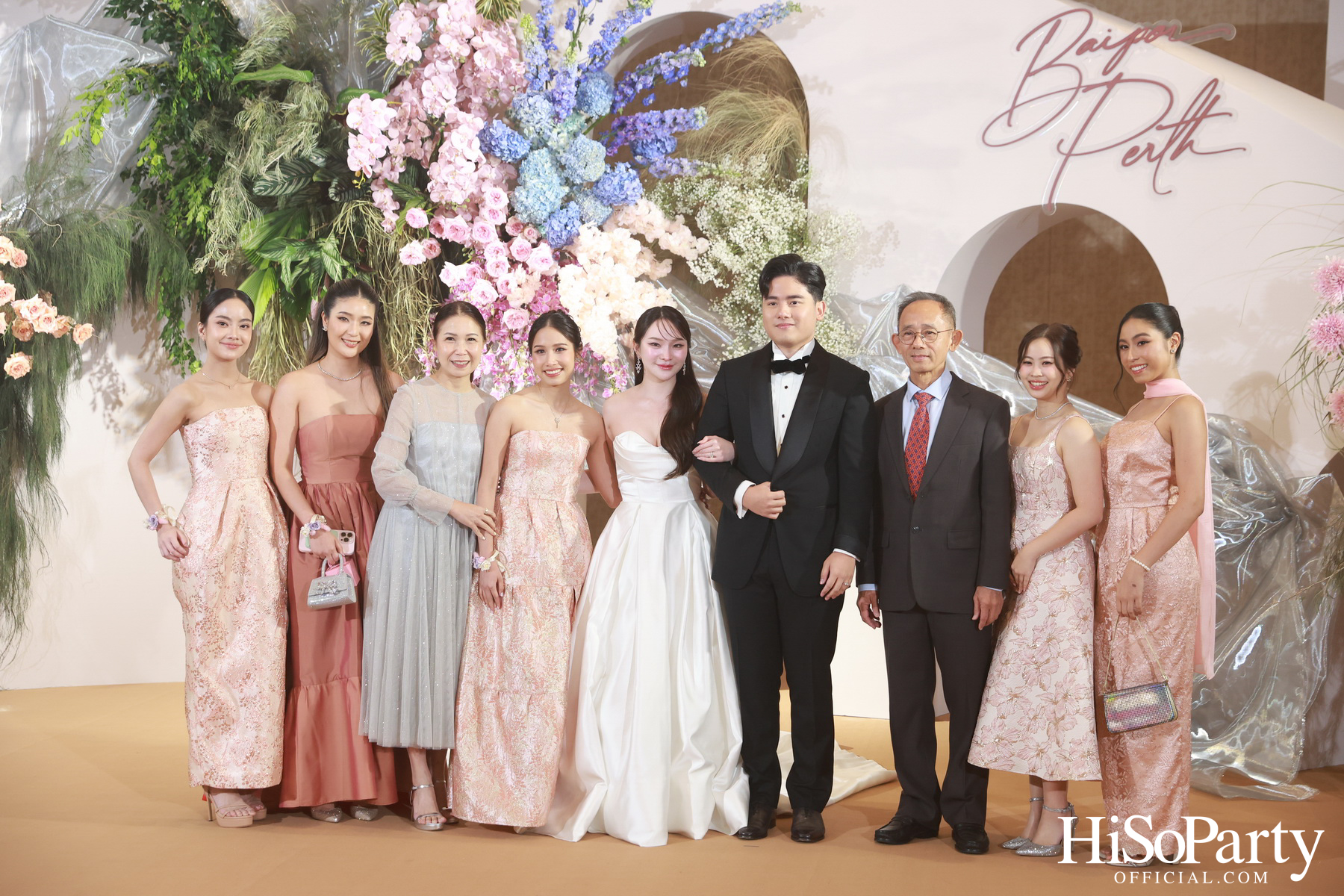 งานฉลองมงคลสมรสระหว่าง ยิ่งรัก พัวถาวรสกุล และ นวิน เหมรัชตานันต์ 