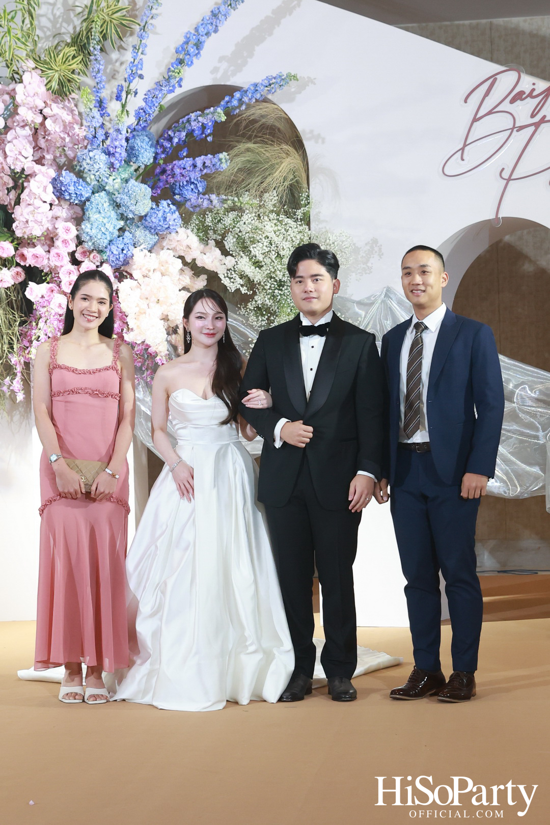 งานฉลองมงคลสมรสระหว่าง ยิ่งรัก พัวถาวรสกุล และ นวิน เหมรัชตานันต์ 