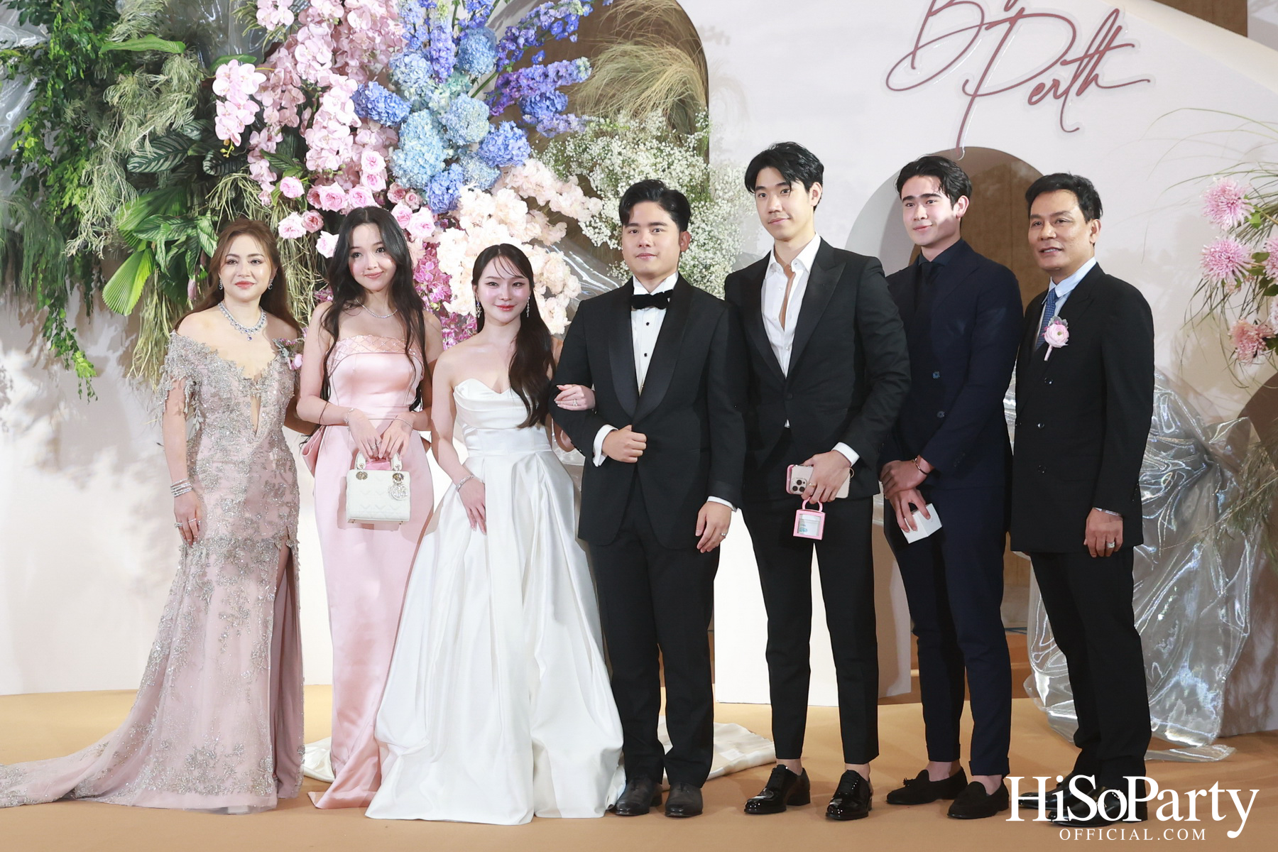 งานฉลองมงคลสมรสระหว่าง ยิ่งรัก พัวถาวรสกุล และ นวิน เหมรัชตานันต์ 