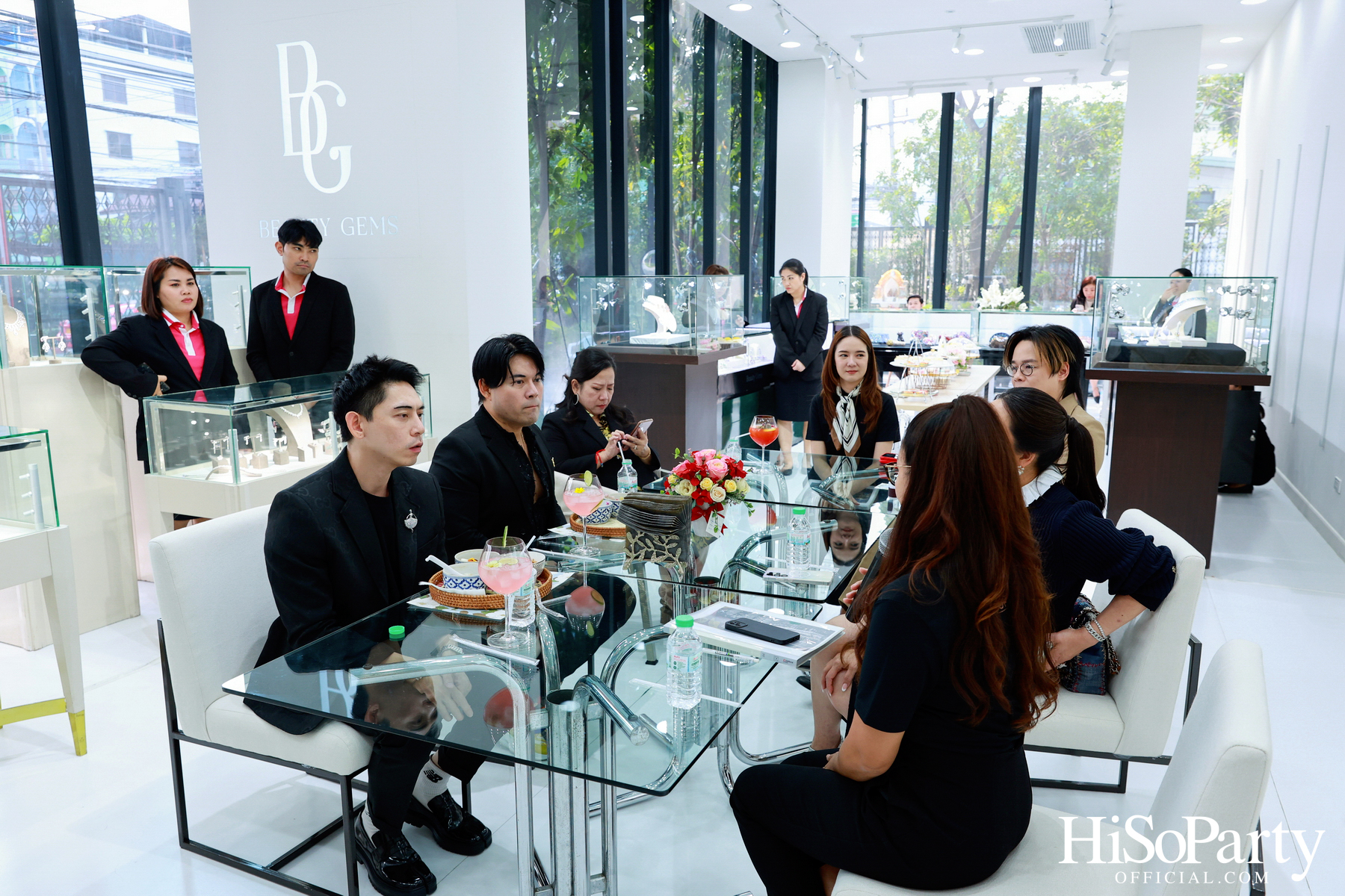 ‘Art Is Yours’ เปิดตัวโครงการ One Altitude Charoenkrung