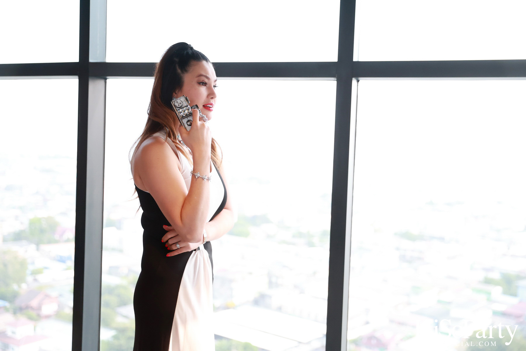 ‘Art Is Yours’ เปิดตัวโครงการ One Altitude Charoenkrung