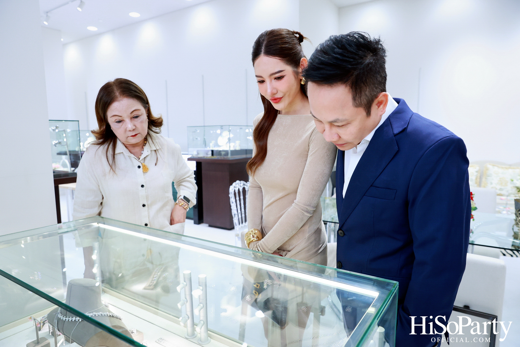 ‘Art Is Yours’ เปิดตัวโครงการ One Altitude Charoenkrung