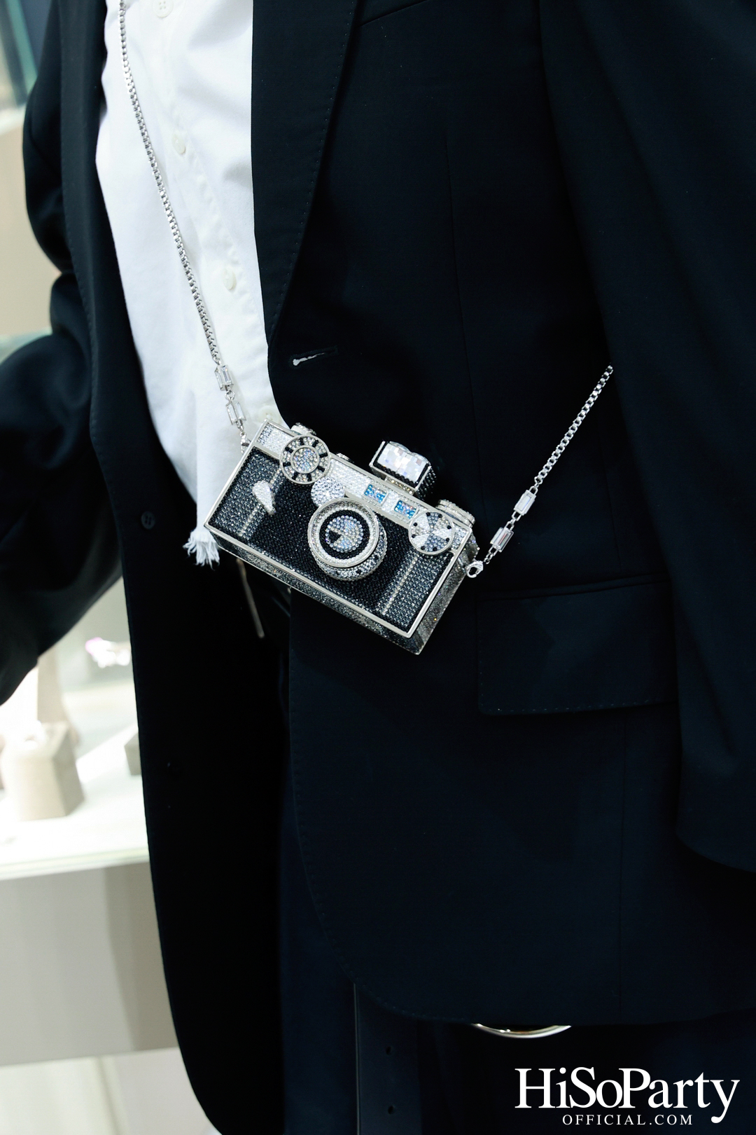 ‘Art Is Yours’ เปิดตัวโครงการ One Altitude Charoenkrung