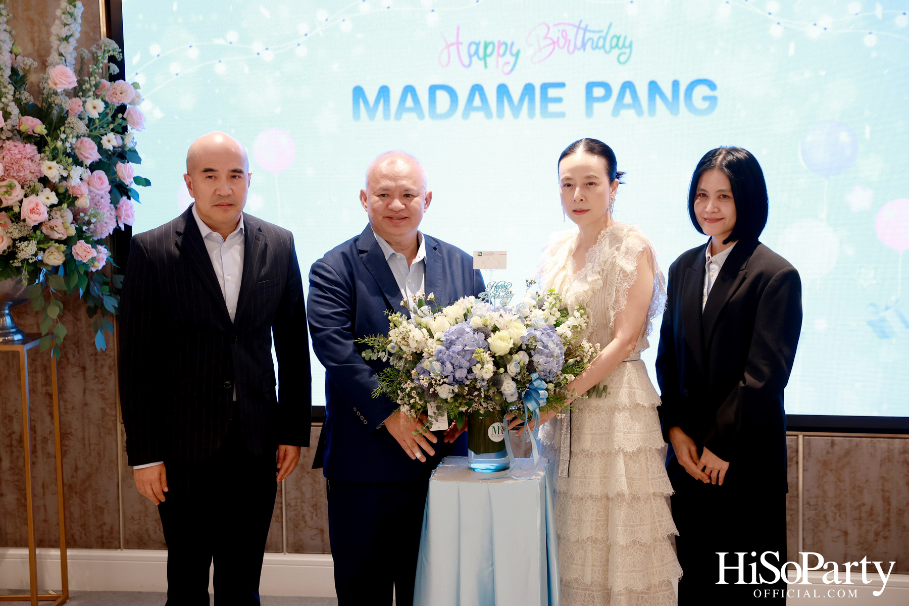 อบอุ่นและเปี่ยมรอยยิ้ม ‘มาดามแป้ง’ รับมุทิตาจิตเนื่องในวันคล้ายวันเกิด ท่ามกลางความรักจากคนรอบข้าง