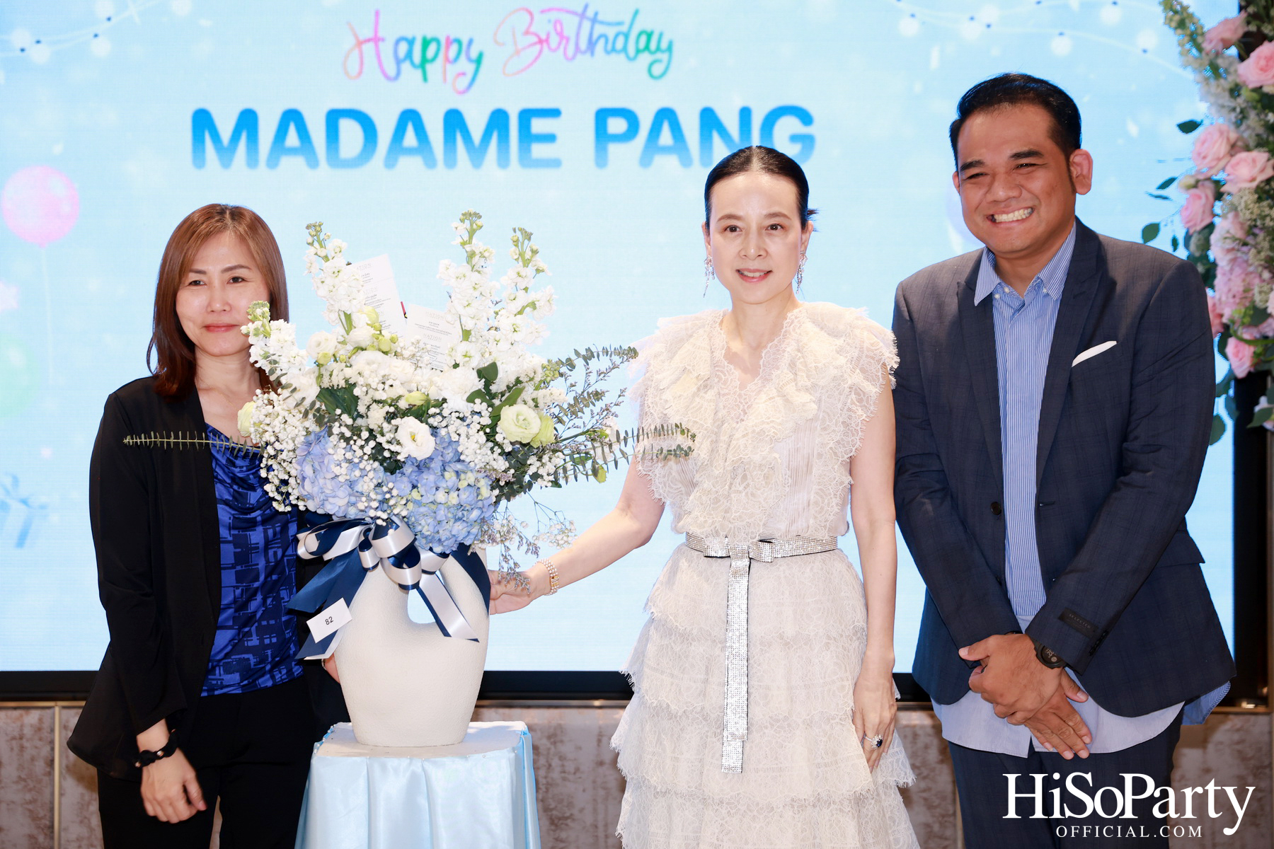 อบอุ่นและเปี่ยมรอยยิ้ม ‘มาดามแป้ง’ รับมุทิตาจิตเนื่องในวันคล้ายวันเกิด ท่ามกลางความรักจากคนรอบข้าง