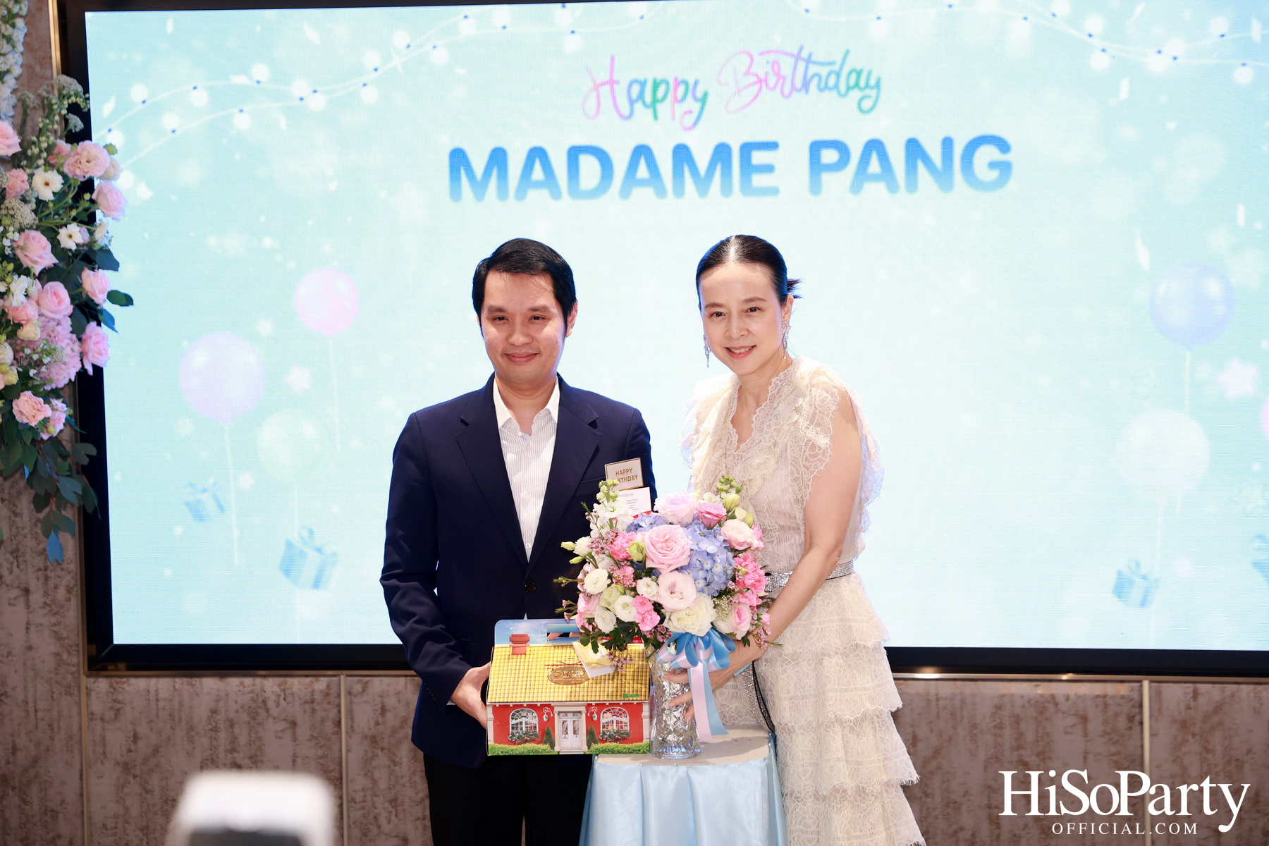 อบอุ่นและเปี่ยมรอยยิ้ม ‘มาดามแป้ง’ รับมุทิตาจิตเนื่องในวันคล้ายวันเกิด ท่ามกลางความรักจากคนรอบข้าง