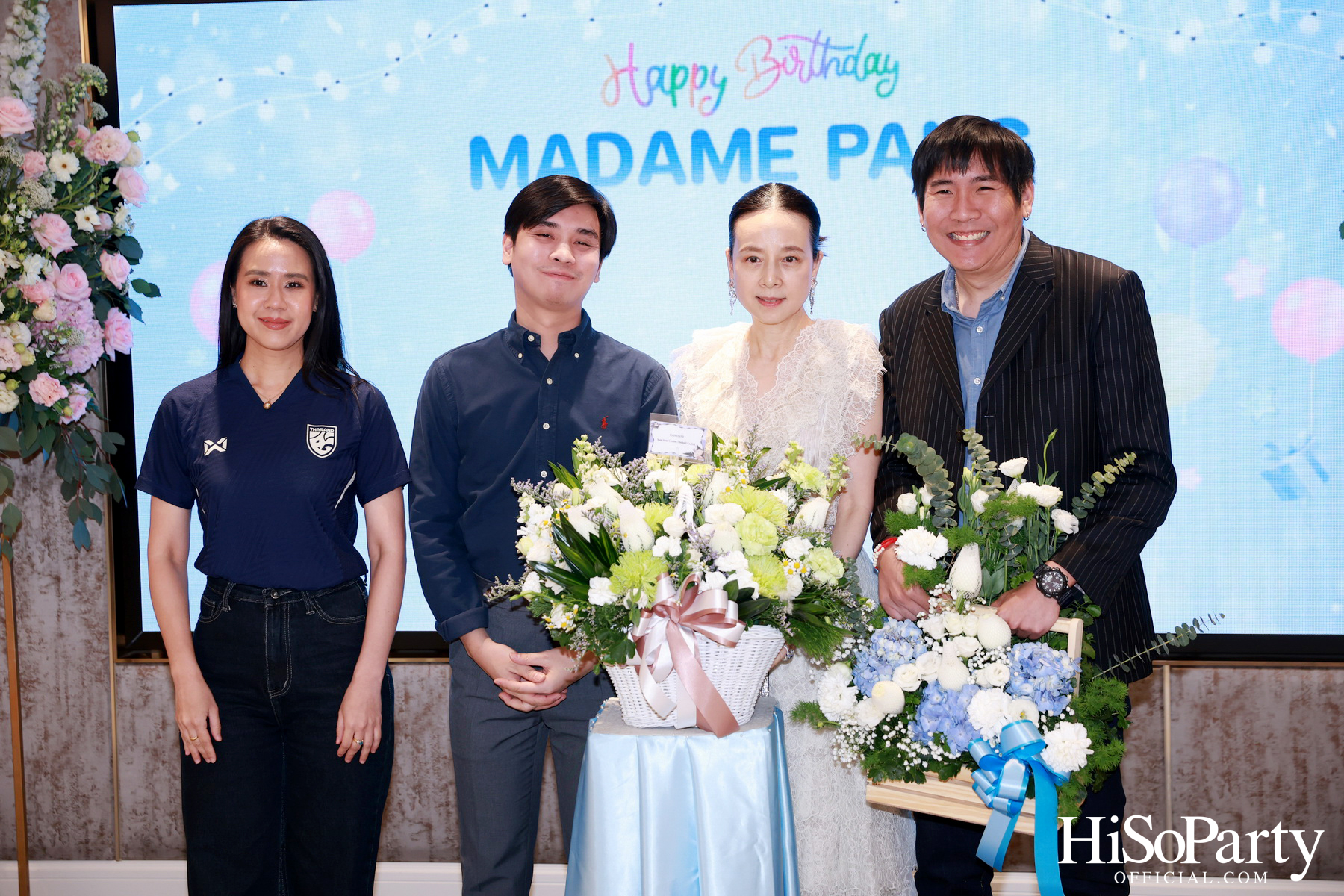 อบอุ่นและเปี่ยมรอยยิ้ม ‘มาดามแป้ง’ รับมุทิตาจิตเนื่องในวันคล้ายวันเกิด ท่ามกลางความรักจากคนรอบข้าง