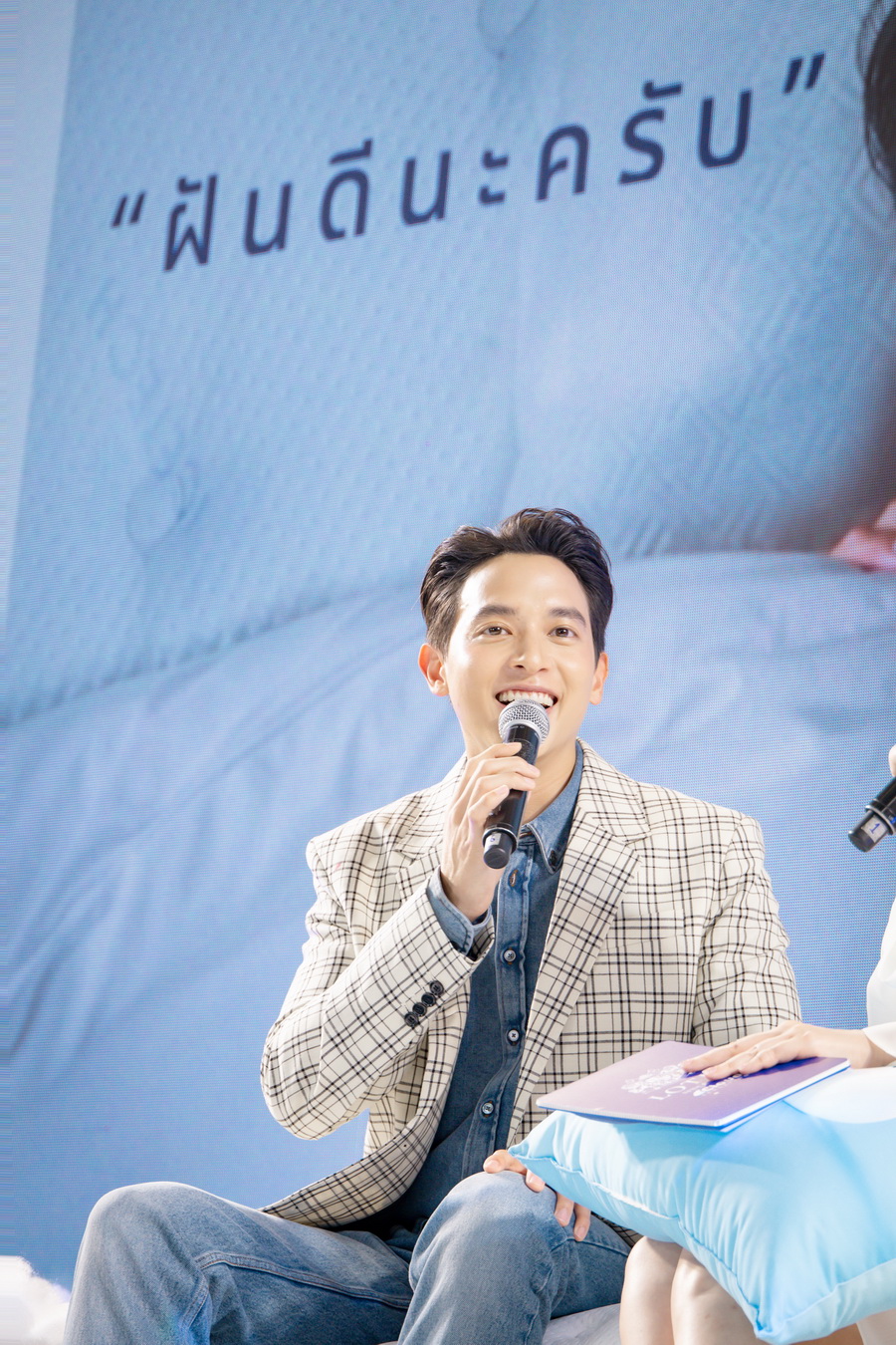 LOTUS Mattress เปิดตัว เจมส์ - จิรายุ ตั้งศรีสุข ในฐานะ BED AMBASSADOR คนแรก พร้อมเผยนวัตกรรมล่าสุด Cloud Sensation