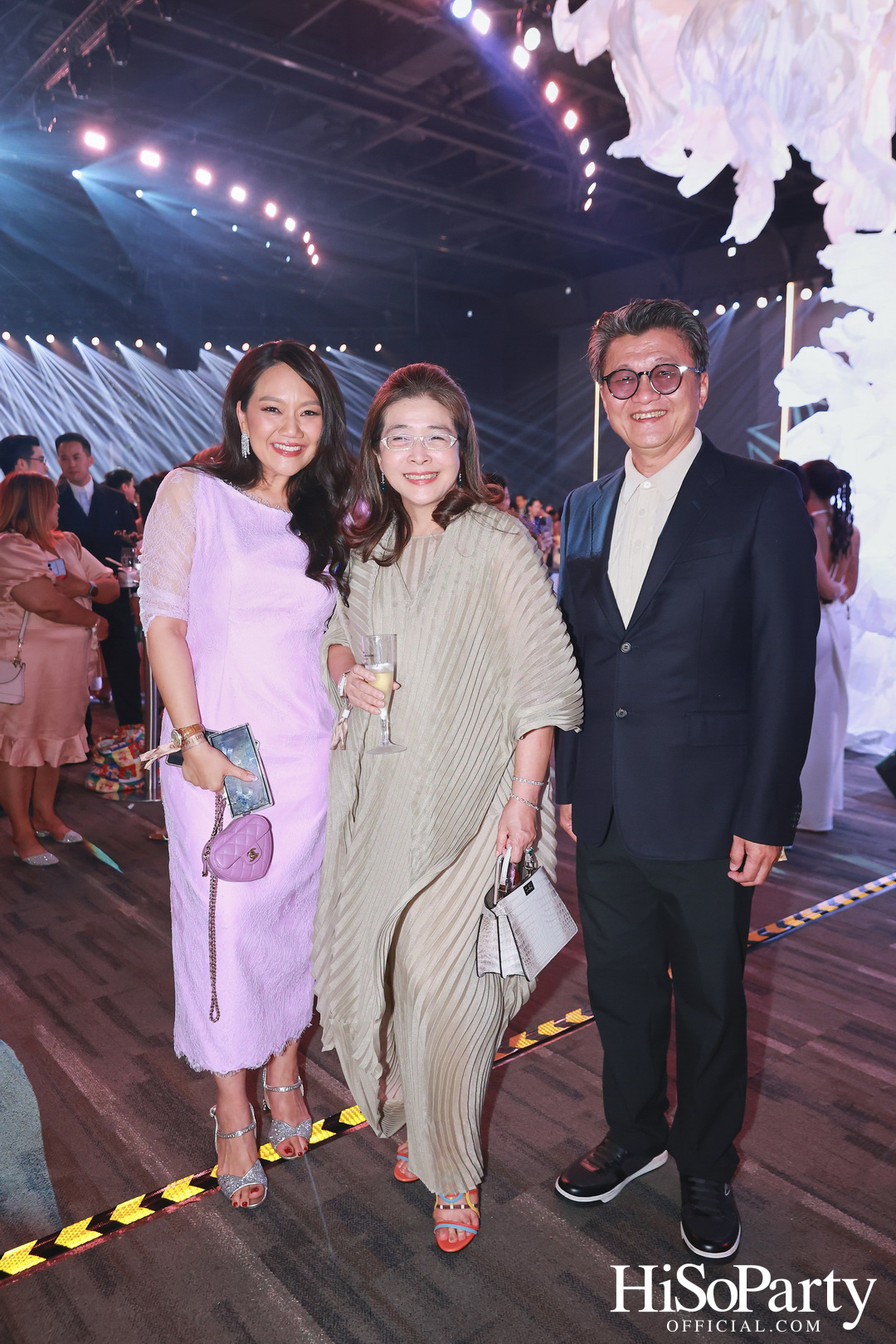 #WandOlandofLove งานฉลองมงคลสมรสของ วู้ดดี้ – วุฒิธร มิลินทจินดา และ โอ๊ต – อัครพล จับจิตรใจดล