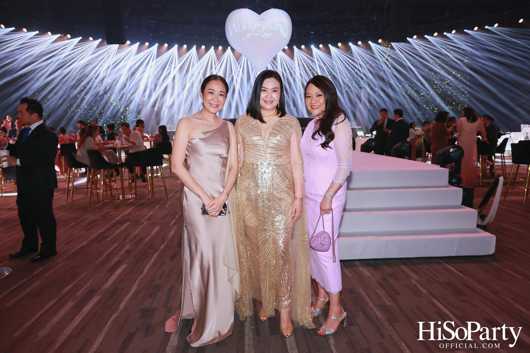 #WandOlandofLove งานฉลองมงคลสมรสของ วู้ดดี้ – วุฒิธร มิลินทจินดา และ โอ๊ต – อัครพล จับจิตรใจดล