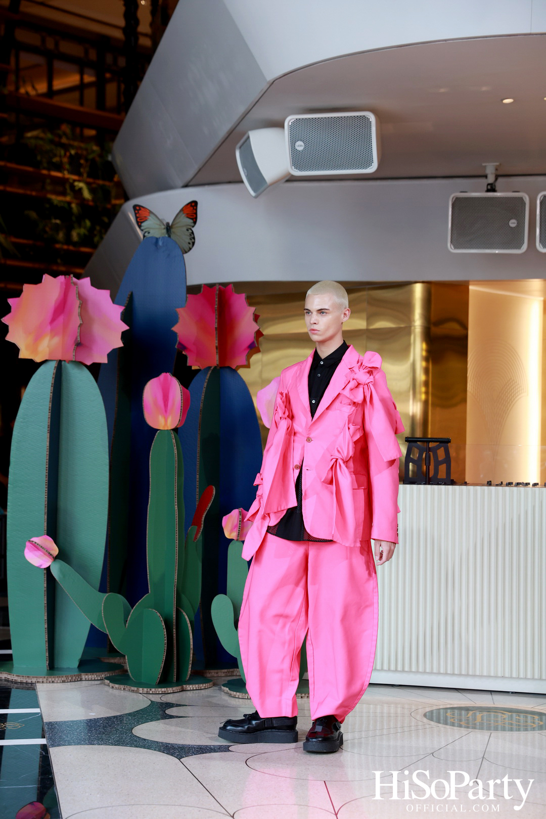 Gaysorn Village ต้อนรับหน้าร้อนด้วยแฟชั่นพรีเซนเทชั่นสุดพิเศษ ภายใต้แนวคิด ‘The Sunkissed Oasis’