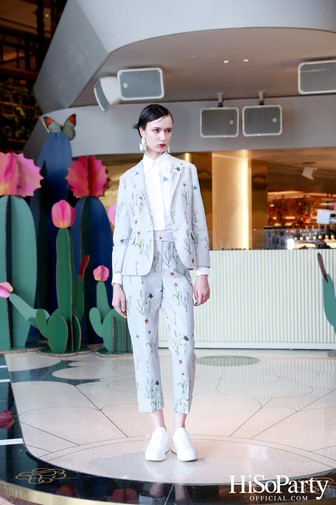 Gaysorn Village ต้อนรับหน้าร้อนด้วยแฟชั่นพรีเซนเทชั่นสุดพิเศษ ภายใต้แนวคิด ‘The Sunkissed Oasis’