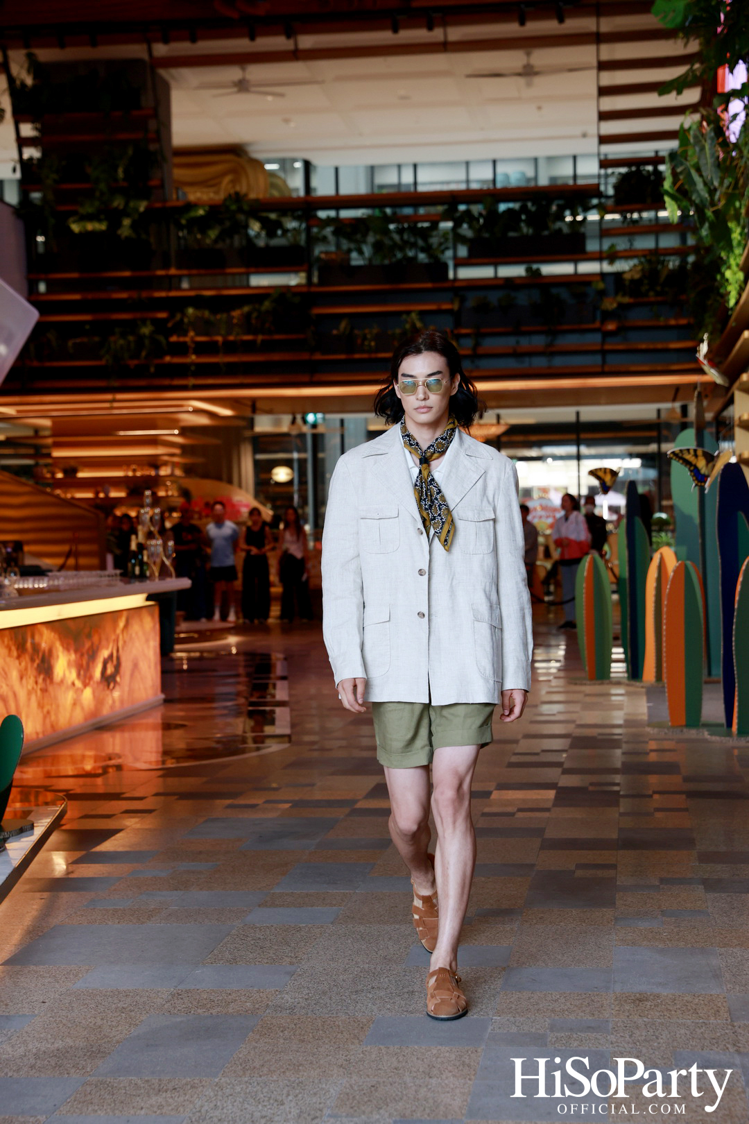 Gaysorn Village ต้อนรับหน้าร้อนด้วยแฟชั่นพรีเซนเทชั่นสุดพิเศษ ภายใต้แนวคิด ‘The Sunkissed Oasis’