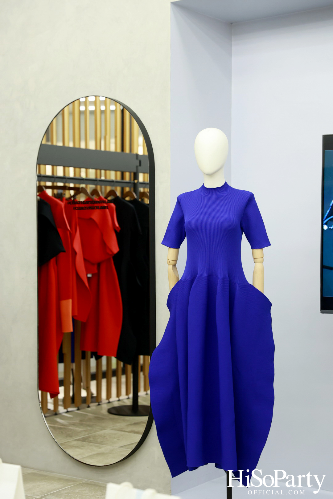 คลับ 21 ประเทศไทย เปิดตัวแบรนด์ CFCL พร้อมเผยโฉมคอลเลกชัน VOL.9 อย่างเป็นทางการ