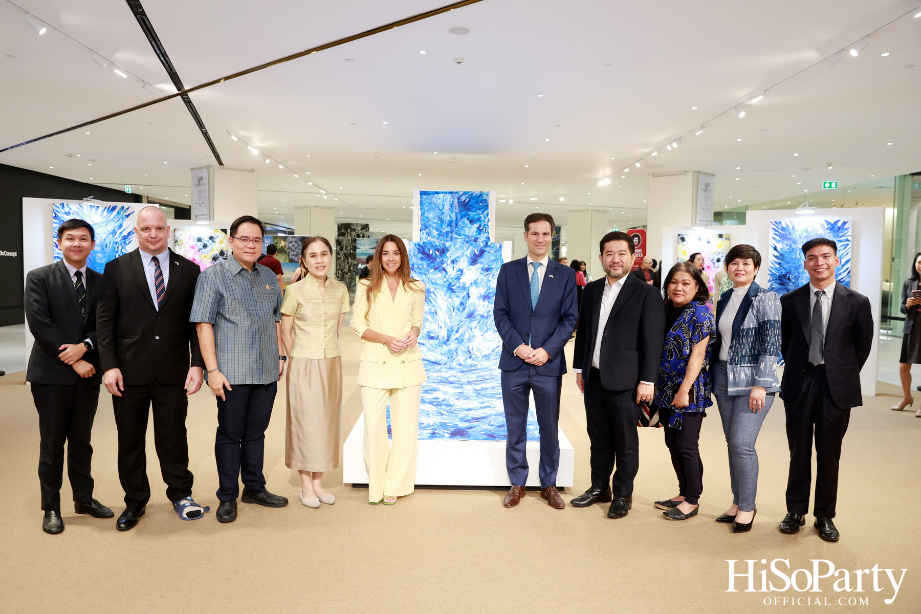 งานเปิดนิทรรศการ Songkran Water & Petals