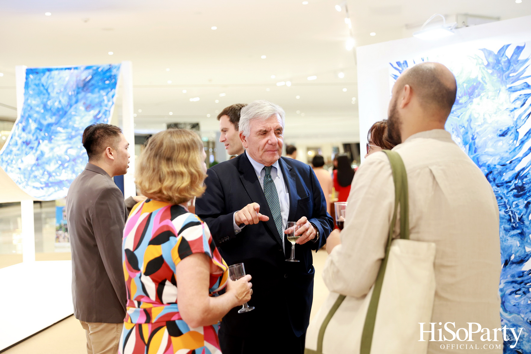 งานเปิดนิทรรศการ Songkran Water & Petals