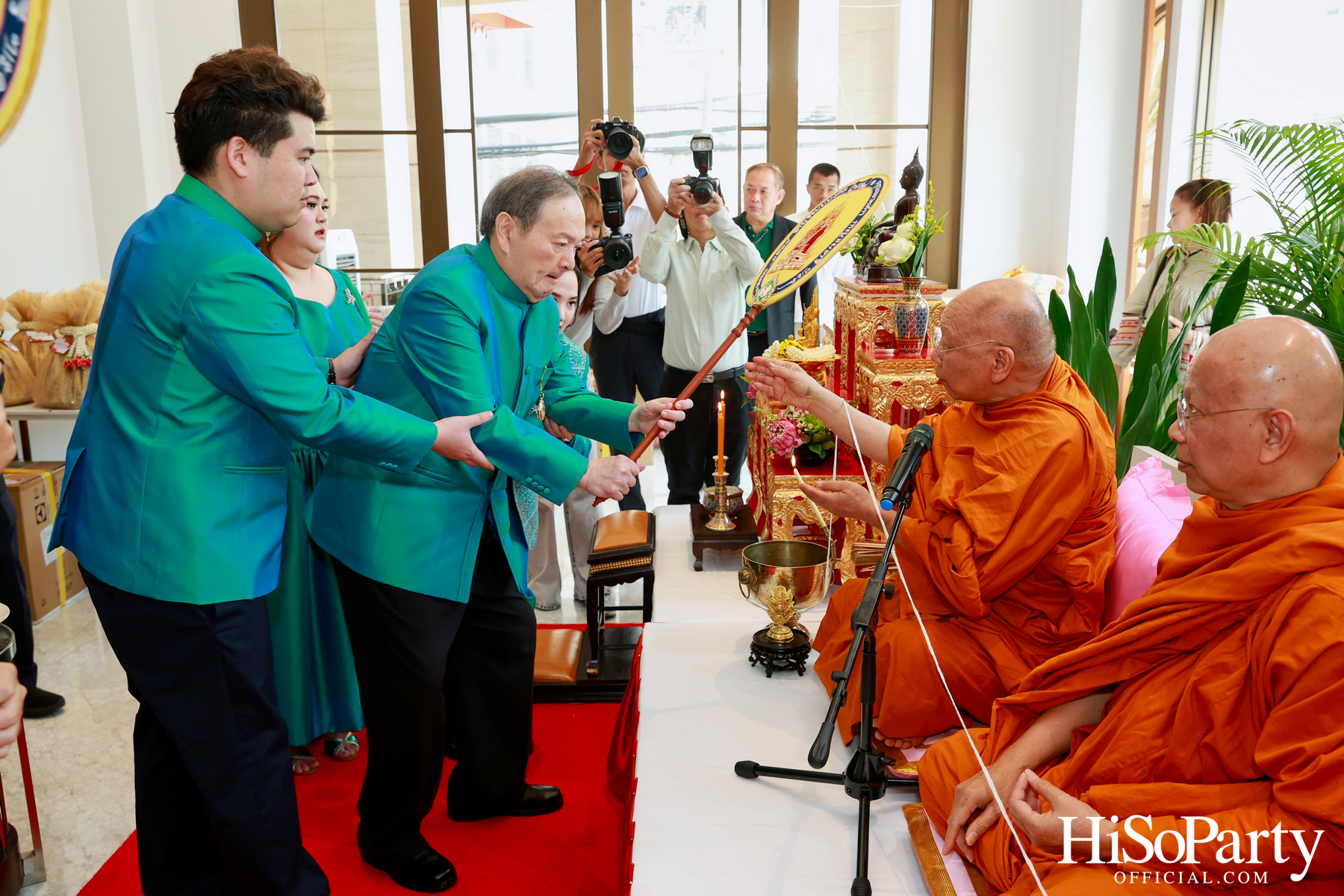 งานวันคล้ายวันเกิดครบรอบ 74 ปี พรเสก กาญจนจารี