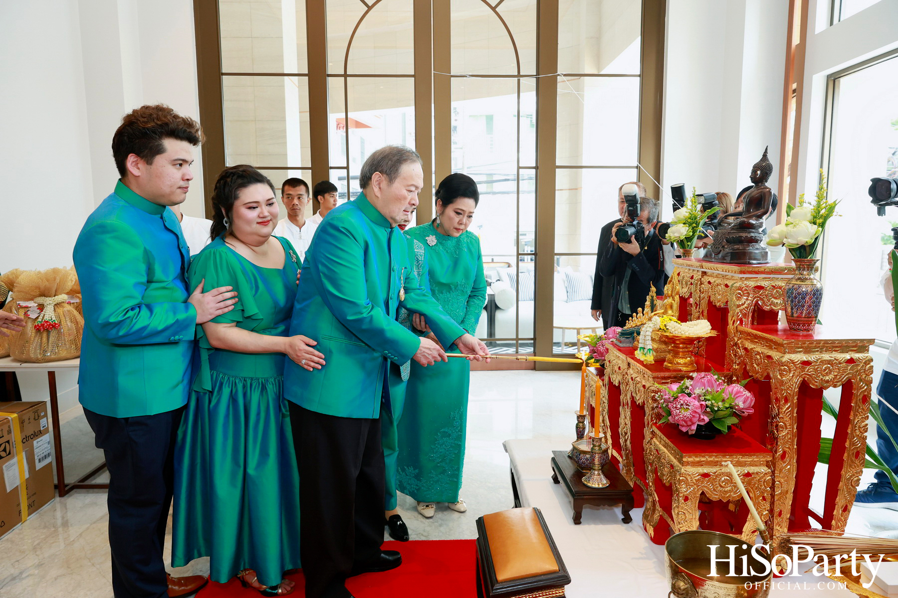 งานวันคล้ายวันเกิดครบรอบ 74 ปี พรเสก กาญจนจารี