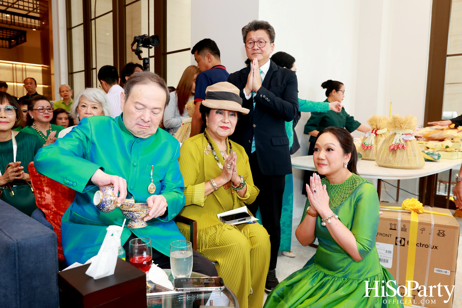 งานวันคล้ายวันเกิดครบรอบ 74 ปี พรเสก กาญจนจารี