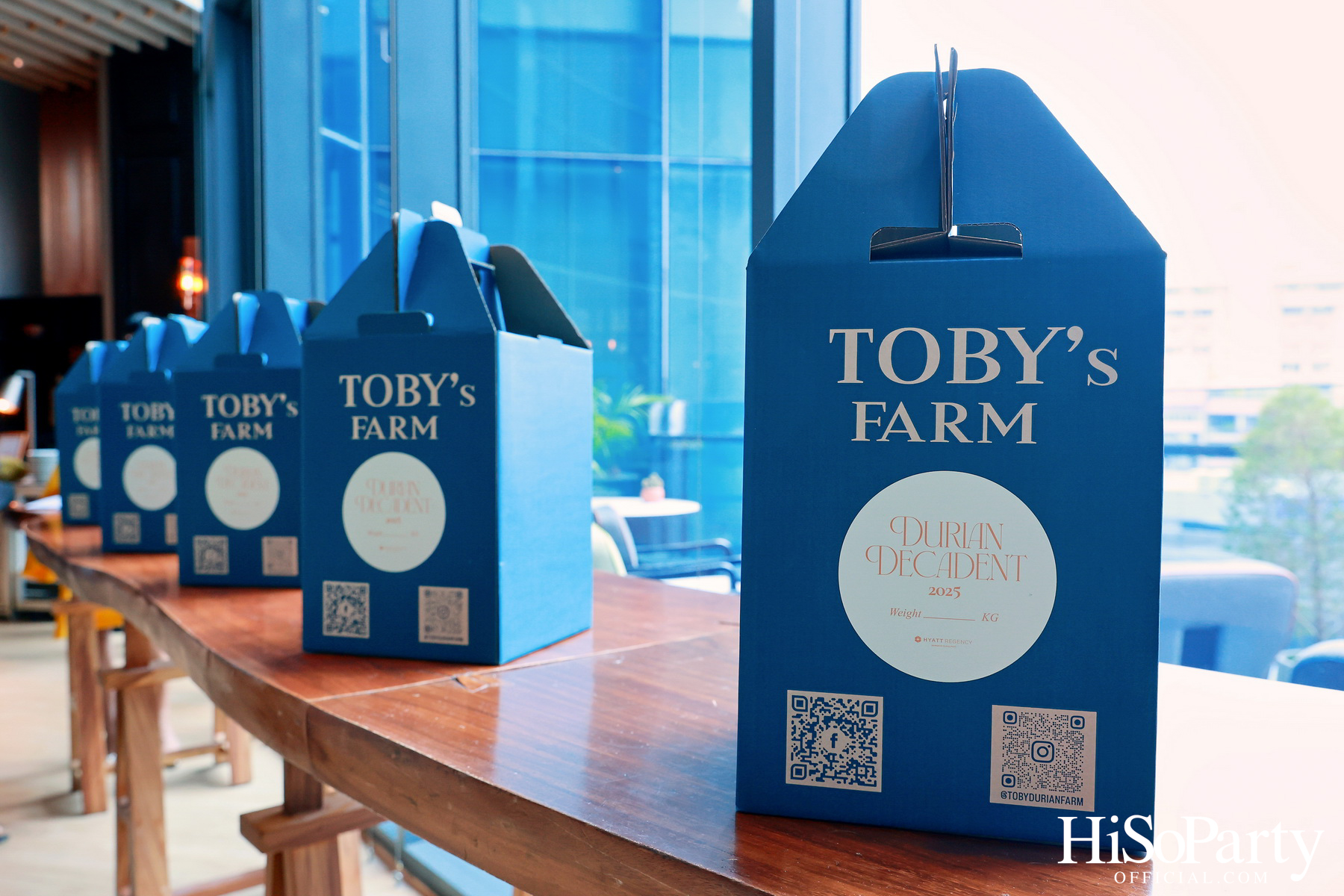 โรงแรมไฮแอท รีเจนซี่ กรุงเทพฯ สุขุมวิท เปิดตัว Durian Decadent Afternoon Tea ต้อนรับซัมเมอร์ด้วยเซตไฮทีสุดหรูจากทุเรียนหมอนทองพรีเมียม