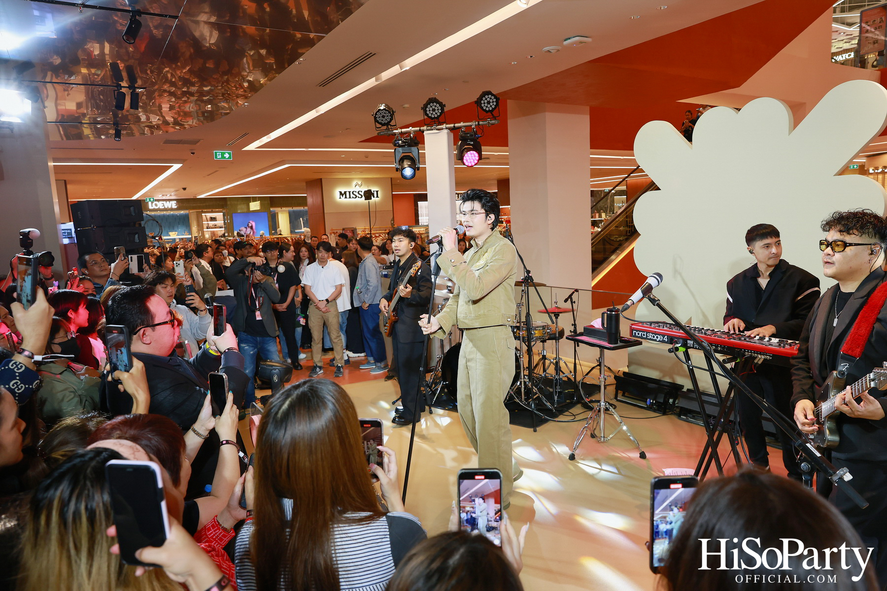 เซ็นทรัลชิดลม ชวนสัมผัสค่ำคืนแห่งแฟชั่นและไลฟ์สไตล์สุดเอ็กซ์คลูซีฟ ในงาน ‘LUXE NIGHT OUT 2025’