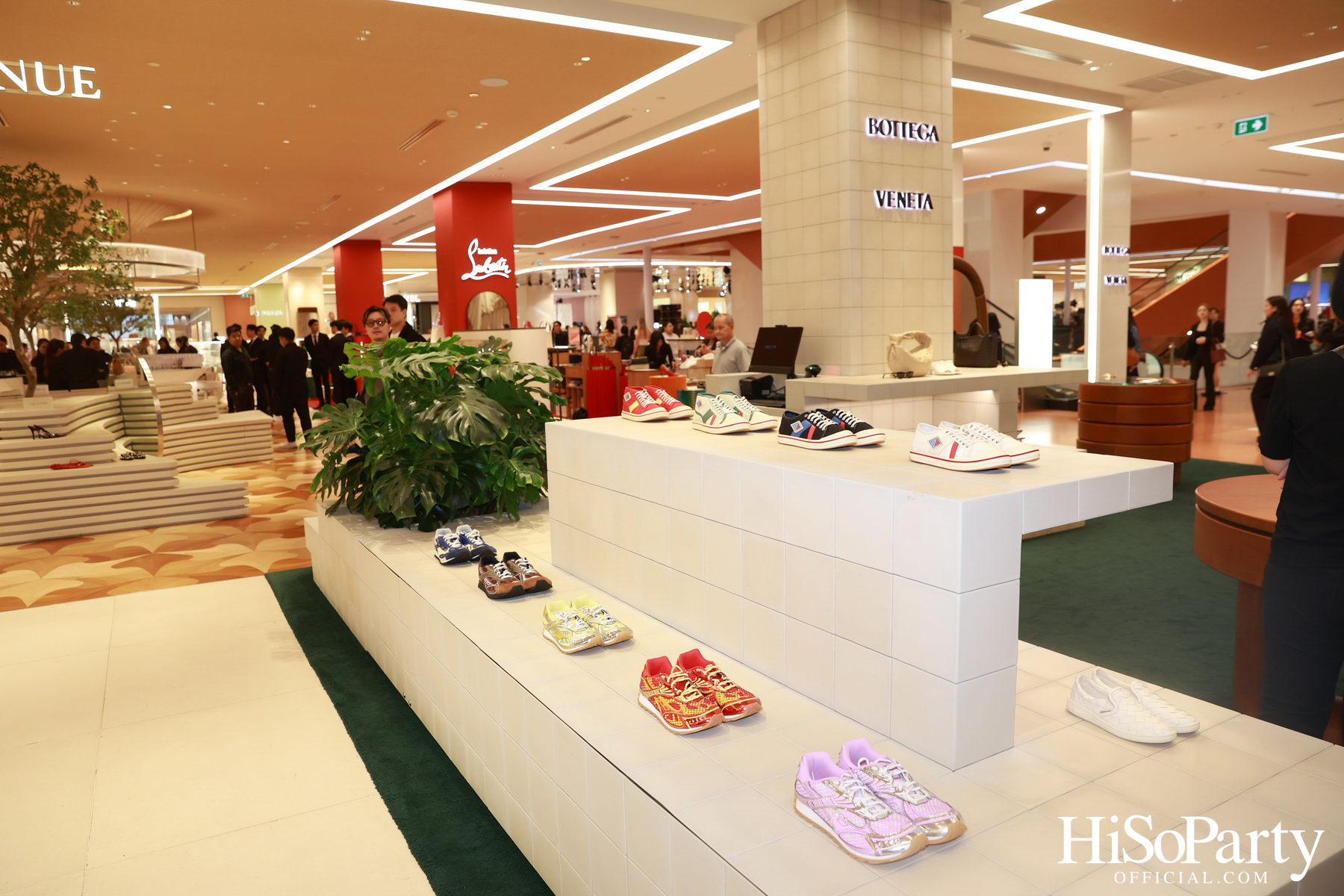 เซ็นทรัลชิดลม ชวนสัมผัสค่ำคืนแห่งแฟชั่นและไลฟ์สไตล์สุดเอ็กซ์คลูซีฟ ในงาน ‘LUXE NIGHT OUT 2025’