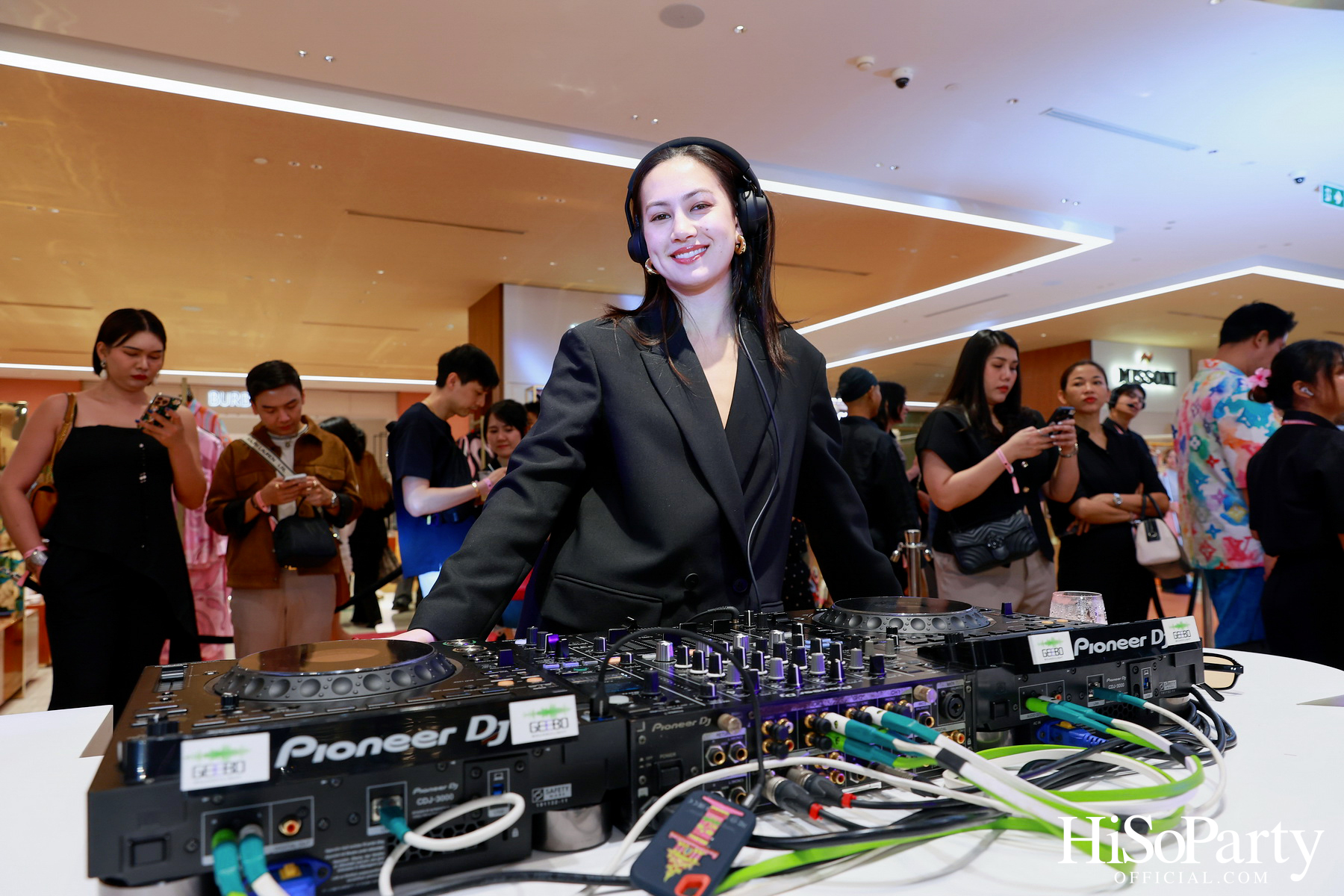 เซ็นทรัลชิดลม ชวนสัมผัสค่ำคืนแห่งแฟชั่นและไลฟ์สไตล์สุดเอ็กซ์คลูซีฟ ในงาน ‘LUXE NIGHT OUT 2025’