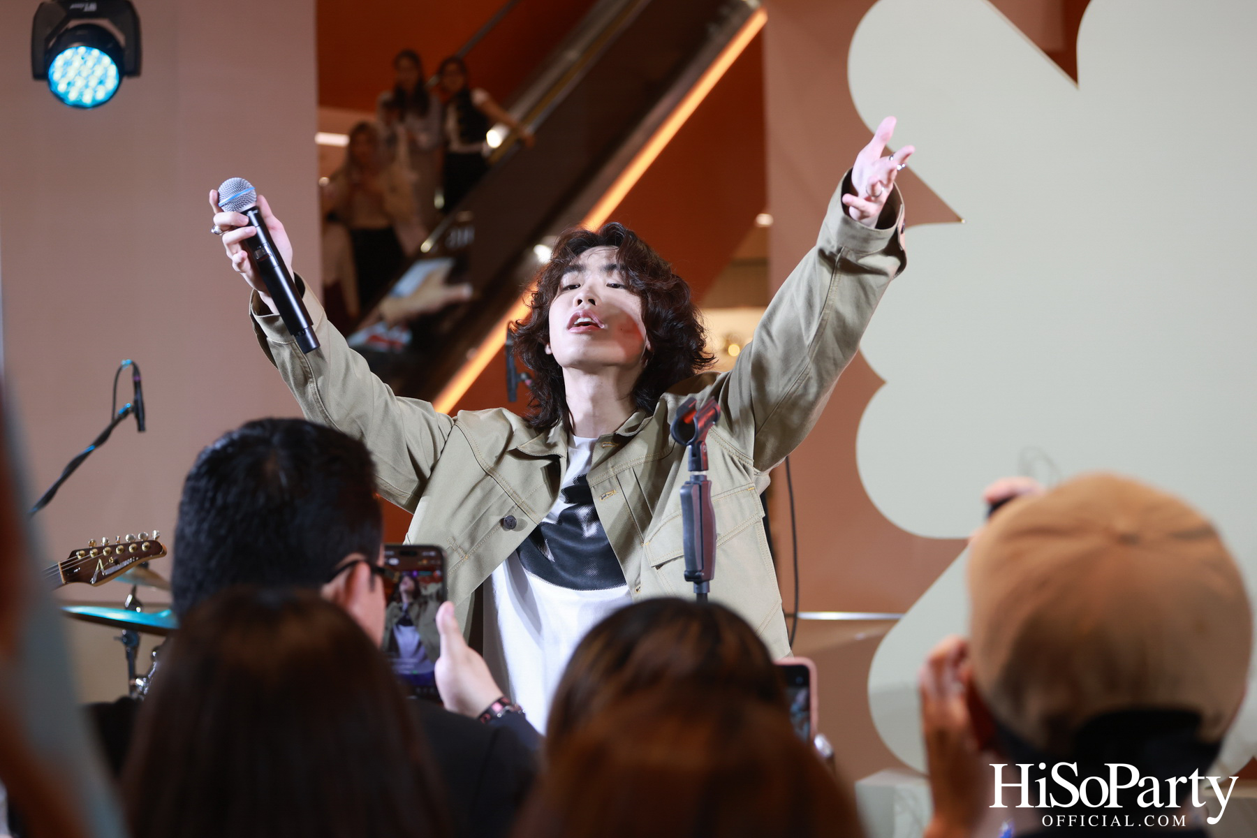 เซ็นทรัลชิดลม ชวนสัมผัสค่ำคืนแห่งแฟชั่นและไลฟ์สไตล์สุดเอ็กซ์คลูซีฟ ในงาน ‘LUXE NIGHT OUT 2025’