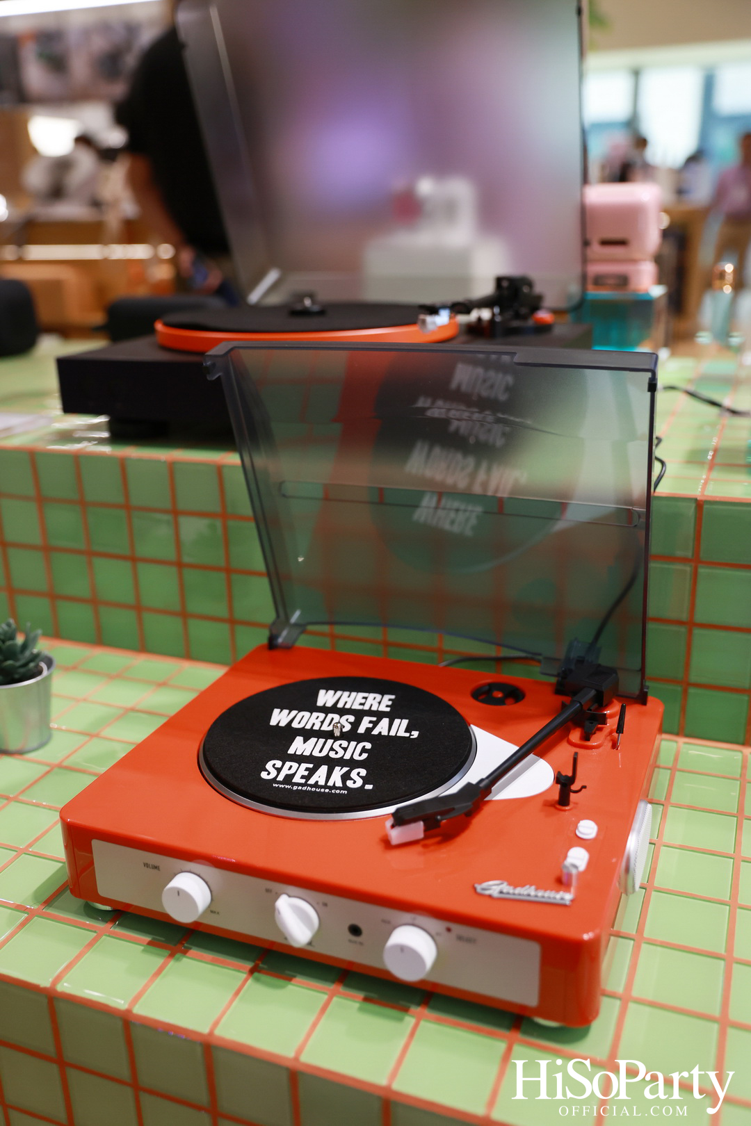 เปิดแล้ววันนี้! ‘TECHHOUSE by .life’ แหล่งรวมสินค้าดิจิทัลไลฟ์สไตล์แห่งแรกของไทยที่ One Bangkok