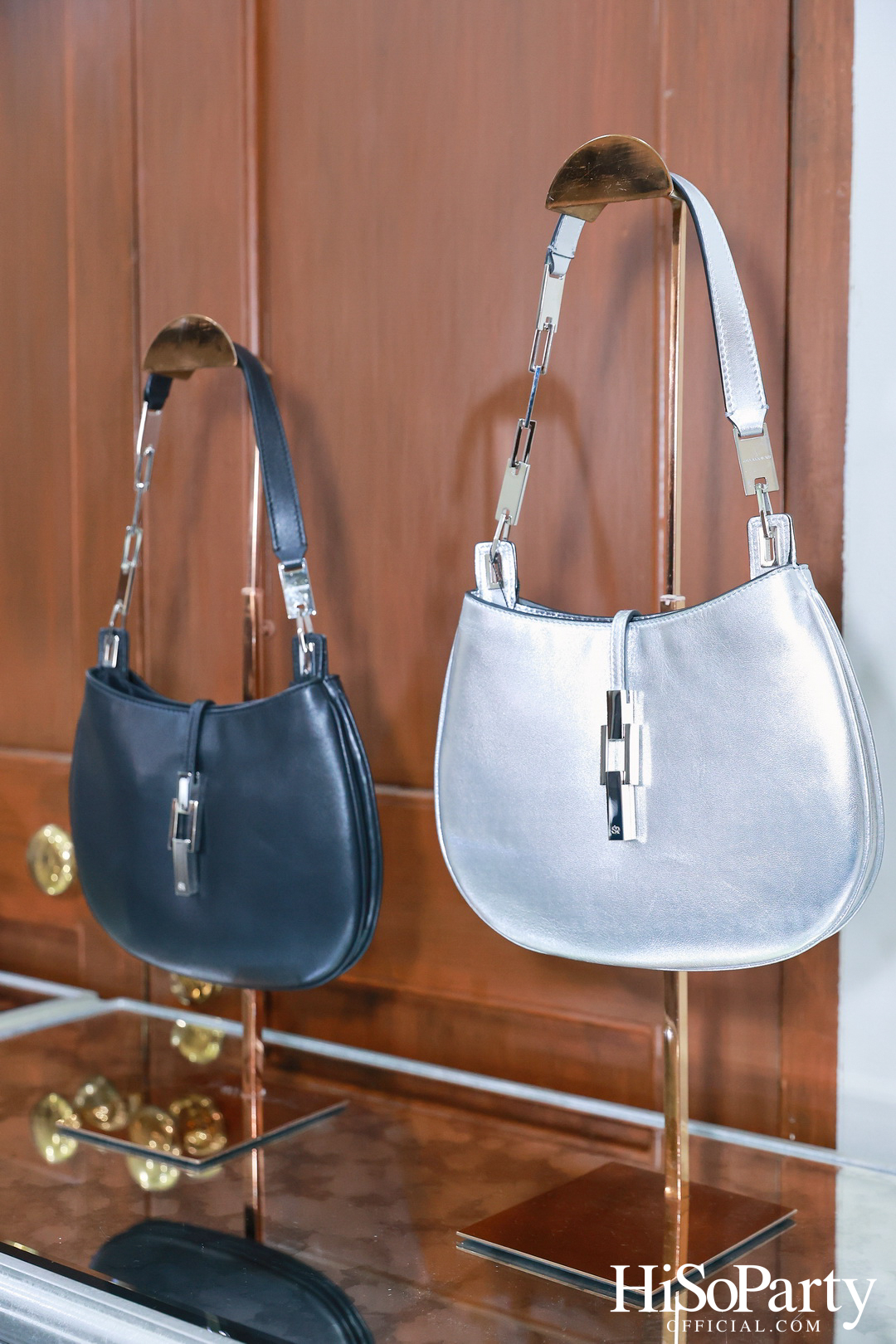 HiSoParty จัด Exclusive Event เชิญแขกคนพิเศษร่วมชมคอลเลกชันใหม่จากแบรนด์ SIRIVANNAVARI ณ บ้านเลขที่ 1