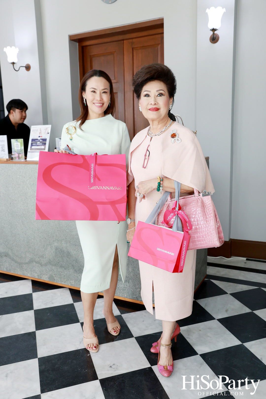 HiSoParty จัด Exclusive Event เชิญแขกคนพิเศษร่วมชมคอลเลกชันใหม่จากแบรนด์ SIRIVANNAVARI ณ บ้านเลขที่ 1