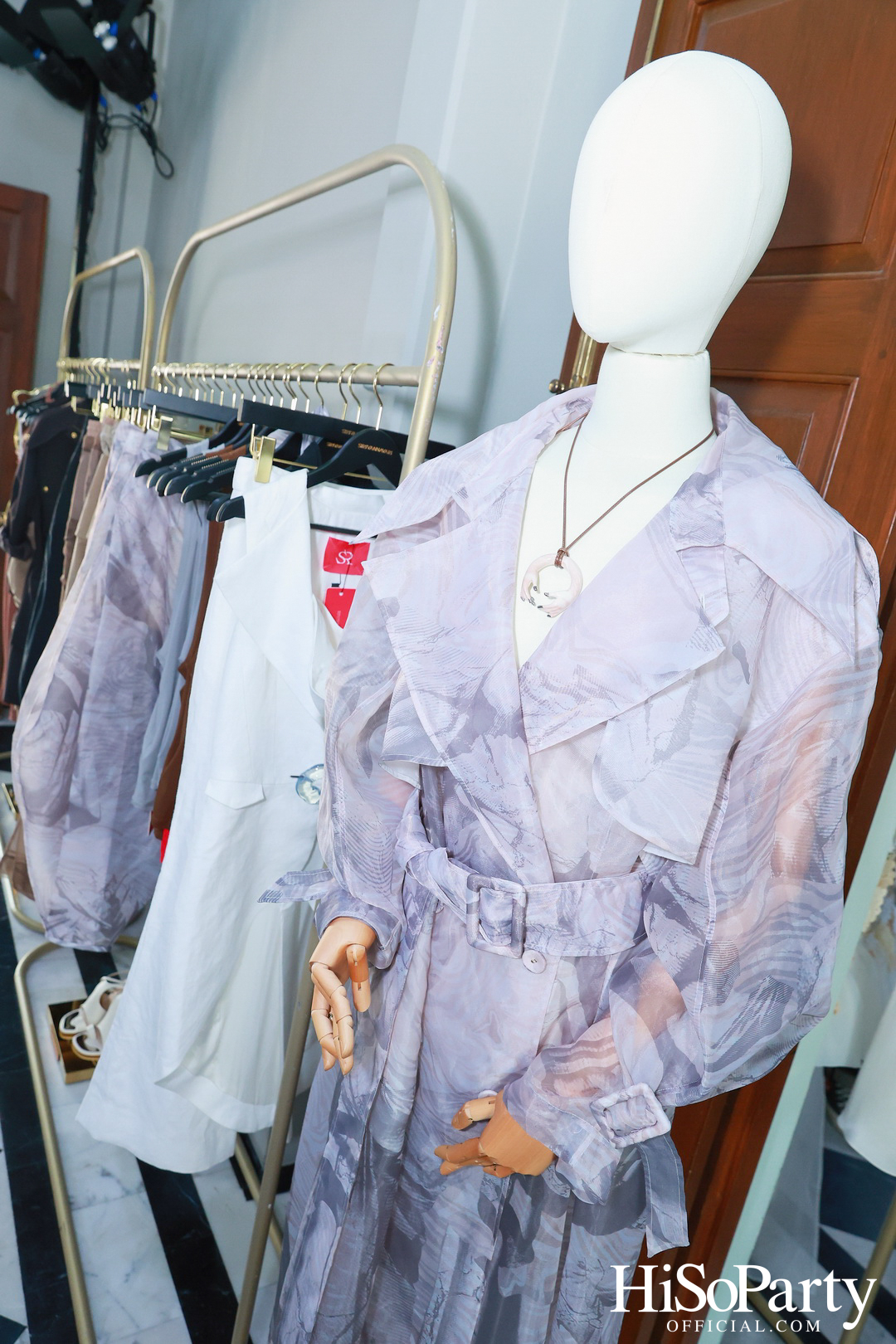 HiSoParty จัด Exclusive Event เชิญแขกคนพิเศษร่วมชมคอลเลกชันใหม่จากแบรนด์ SIRIVANNAVARI ณ บ้านเลขที่ 1