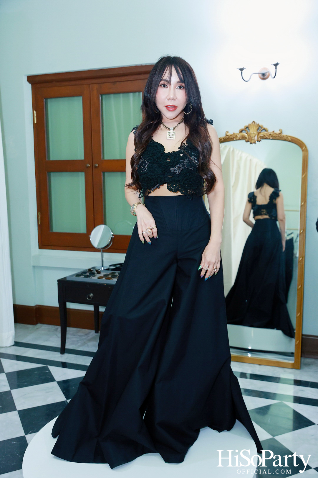 HiSoParty จัด Exclusive Event เชิญแขกคนพิเศษร่วมชมคอลเลกชันใหม่จากแบรนด์ SIRIVANNAVARI ณ บ้านเลขที่ 1