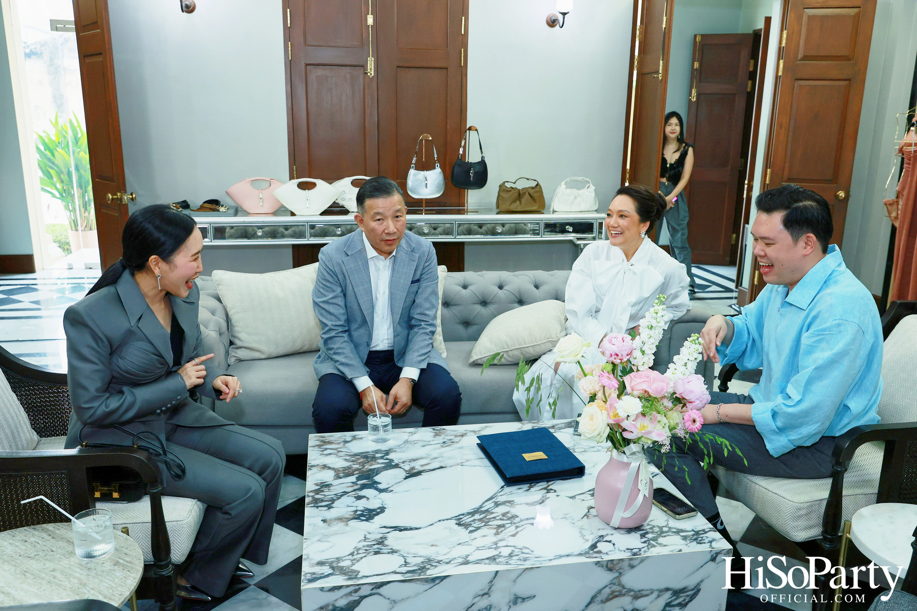 HiSoParty จัด Exclusive Event เชิญแขกคนพิเศษร่วมชมคอลเลกชันใหม่จากแบรนด์ SIRIVANNAVARI ณ บ้านเลขที่ 1