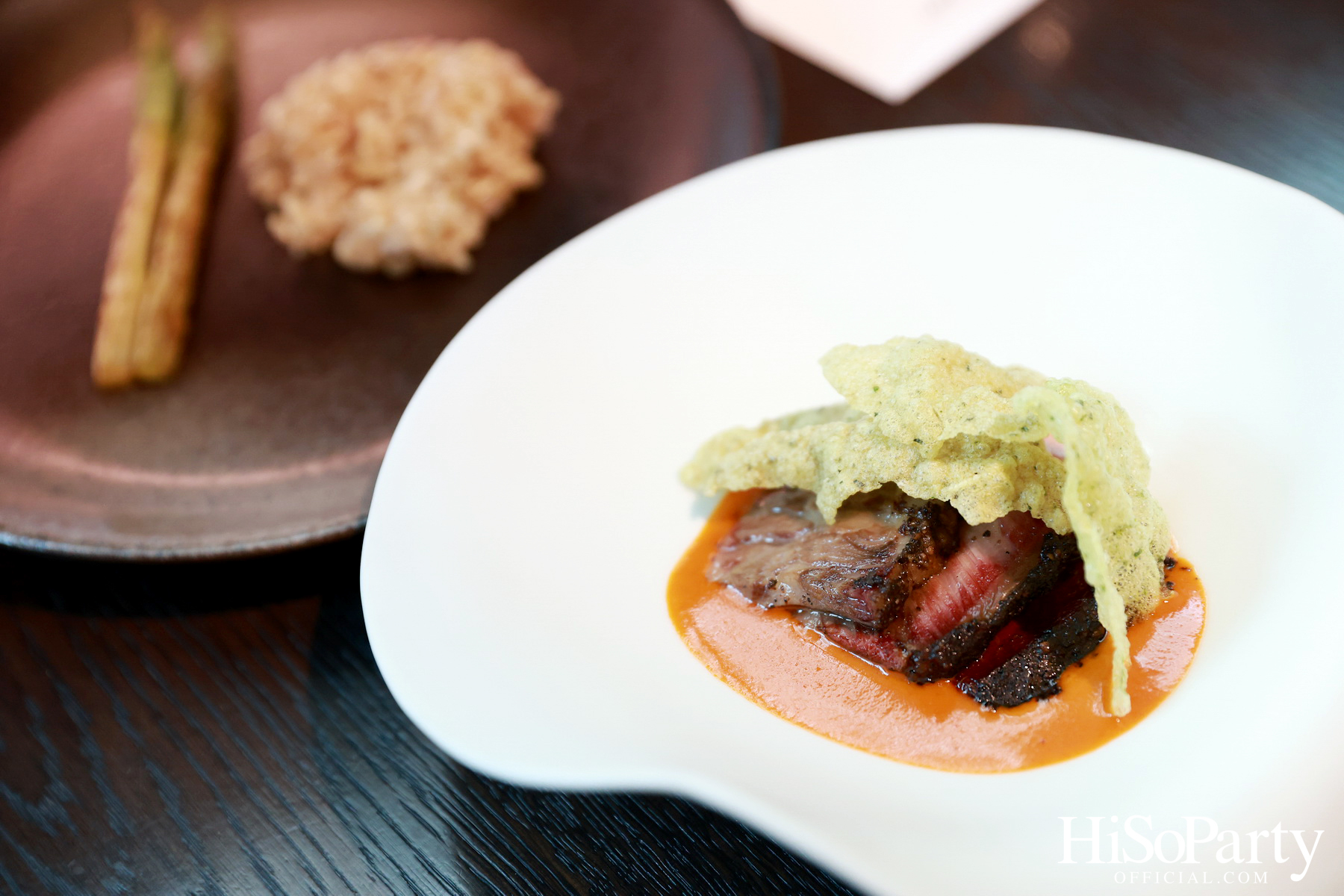 MJets เปิดตัวเมนูอาหารบนเครื่องบินสุดพิเศษ ‘ODE TO CULINARY JOURNEY’ โดย ‘เชฟแพม - พิชญา สุนทรญาณกิจ’