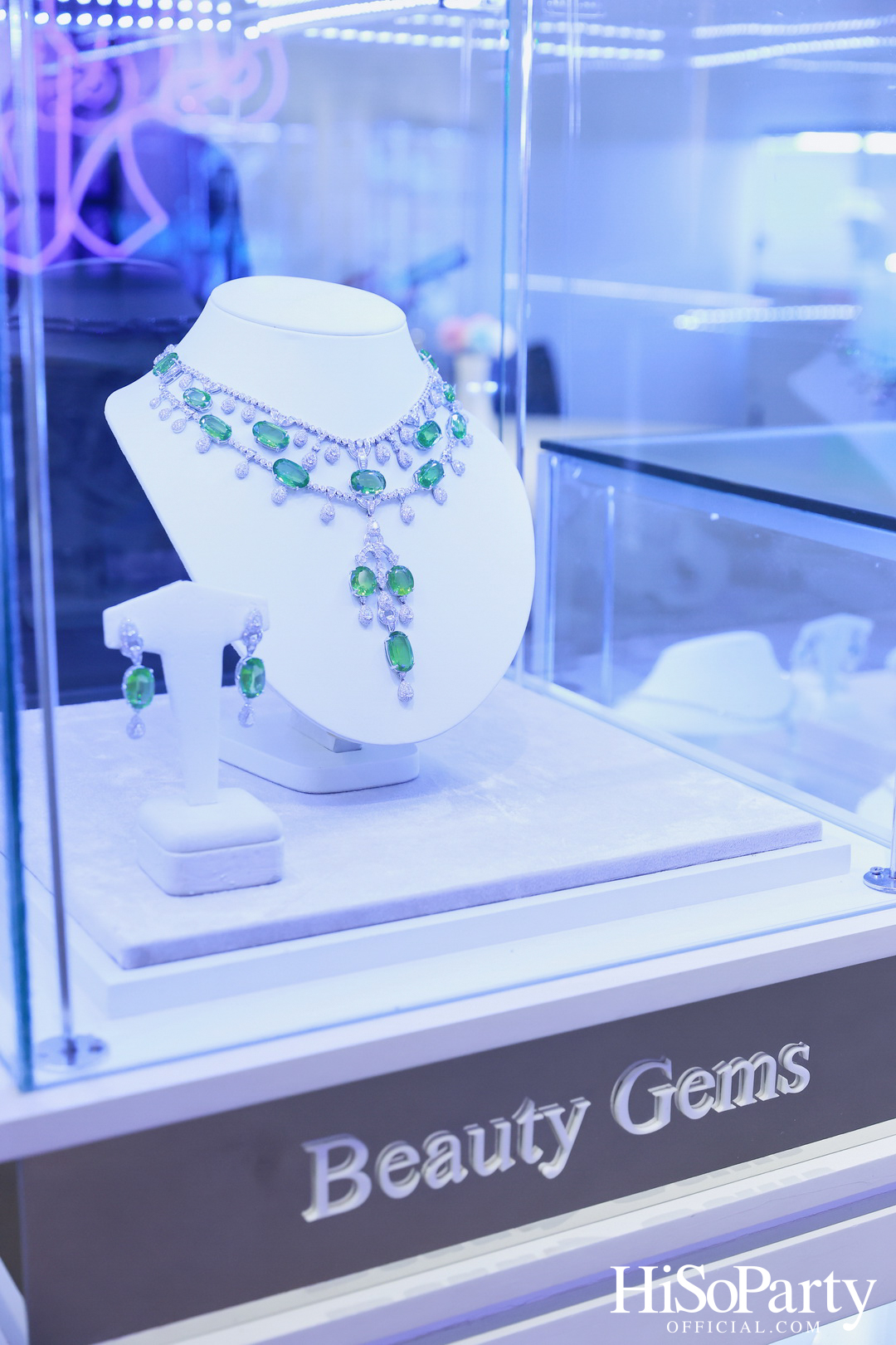 HiSoParty เชิญแขกคนพิเศษร่วมสัมผัส 'THE ULTIMATE LUXURY EXPERIENCE' โดย BEAUTY GEMS x BENTLEY BANGKOK