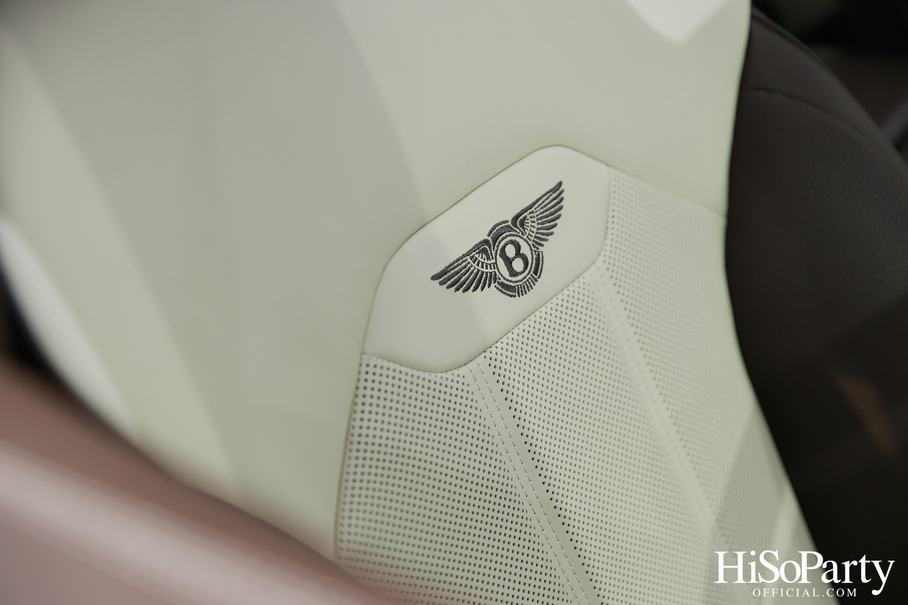 HiSoParty เชิญแขกคนพิเศษร่วมสัมผัส 'THE ULTIMATE LUXURY EXPERIENCE' โดย BEAUTY GEMS x BENTLEY BANGKOK