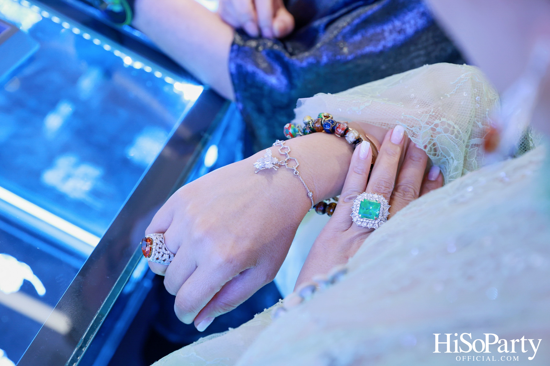 HiSoParty เชิญแขกคนพิเศษร่วมสัมผัส 'THE ULTIMATE LUXURY EXPERIENCE' โดย BEAUTY GEMS x BENTLEY BANGKOK